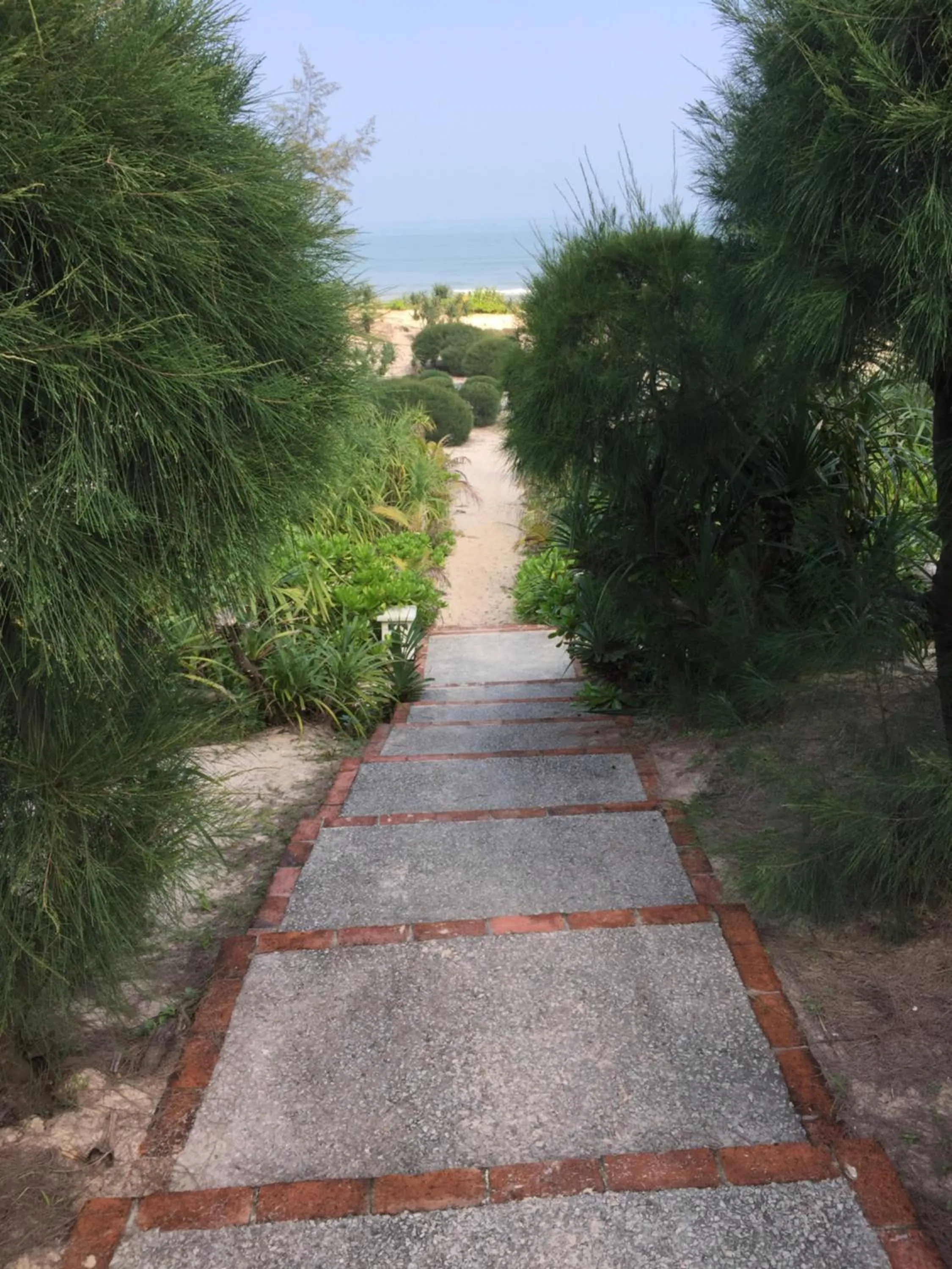 Garden in Villa Louise Hue Beach Boutique Hotel