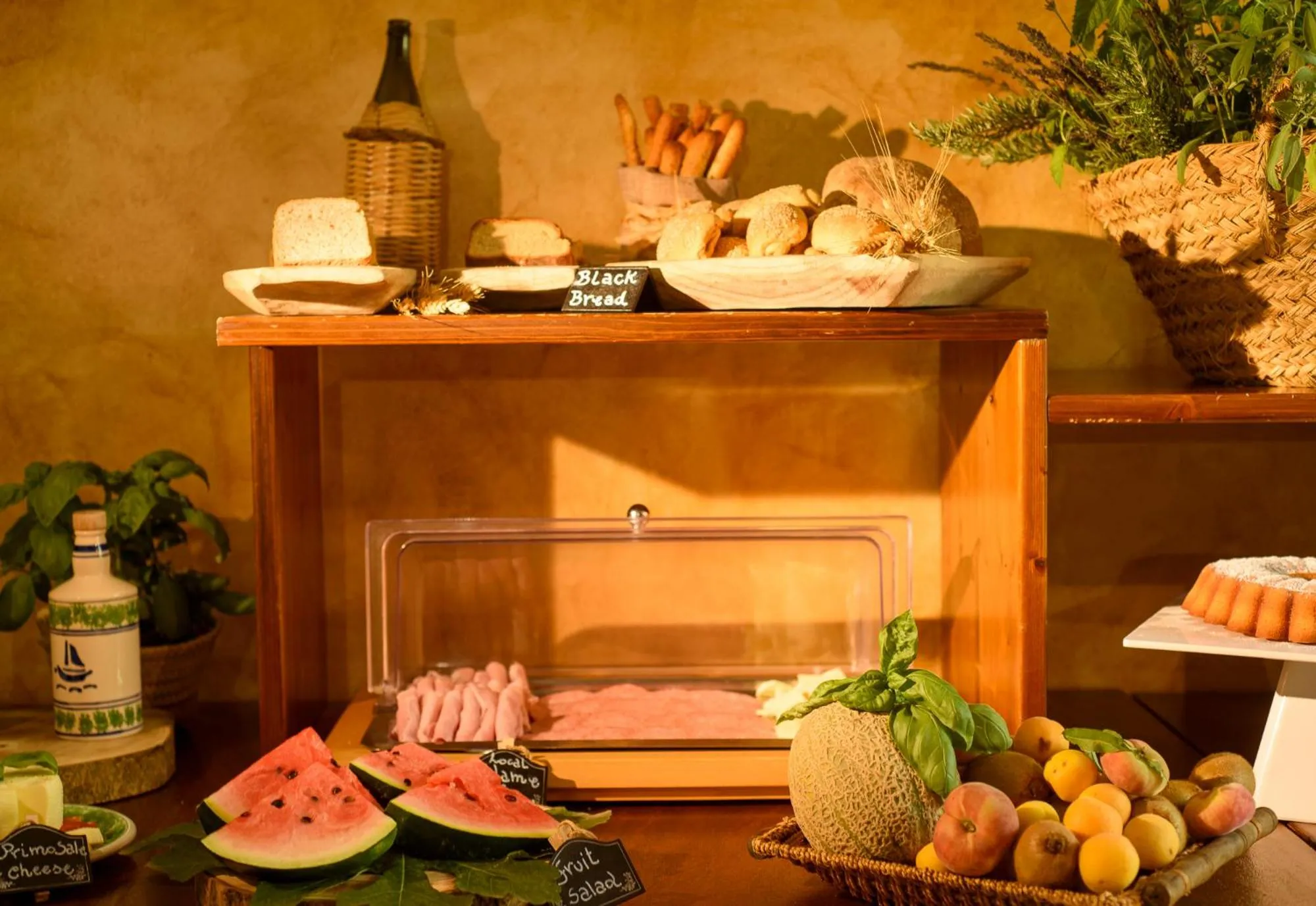 Food and drinks in Case Di Latomie