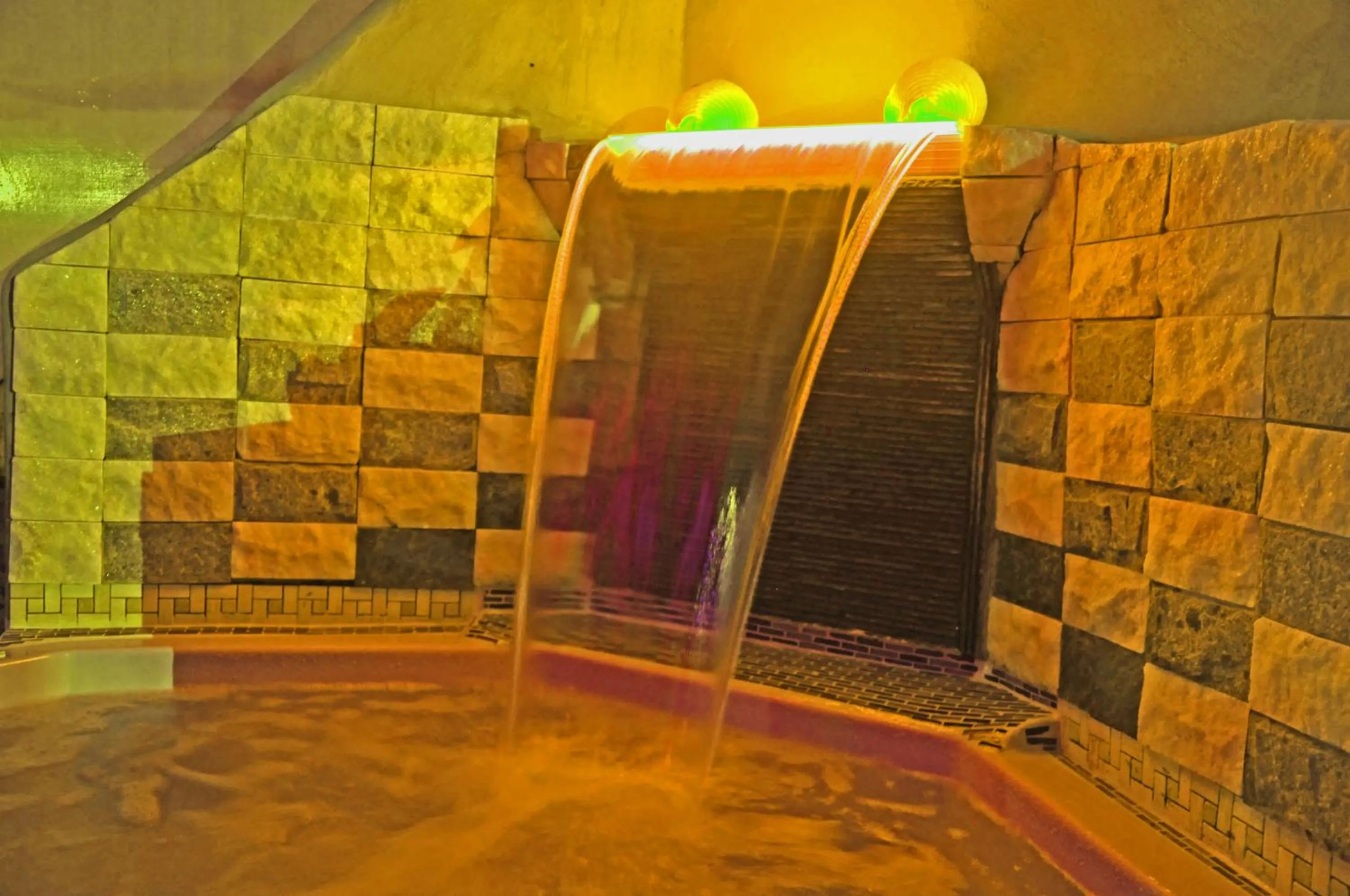 Hot Tub in Galápagos Eco Friendly