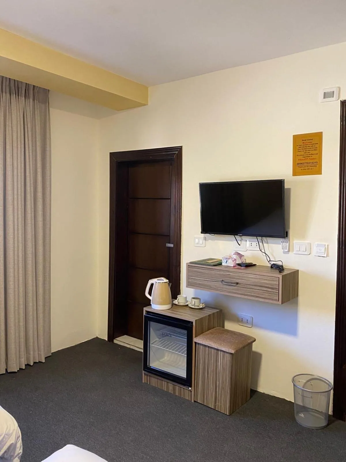 TV and multimedia, Bed in Petra Jewel Hotel