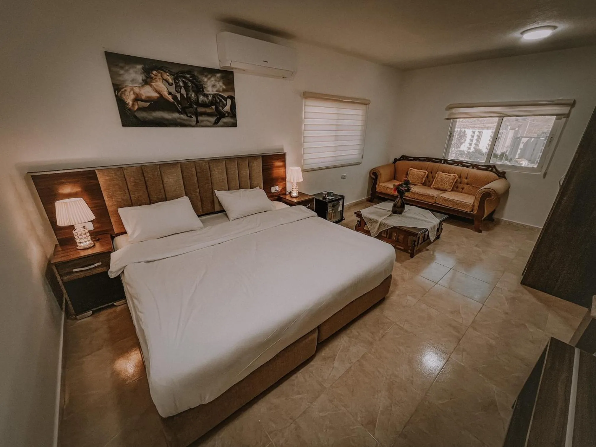 Bed in Petra Jewel Hotel