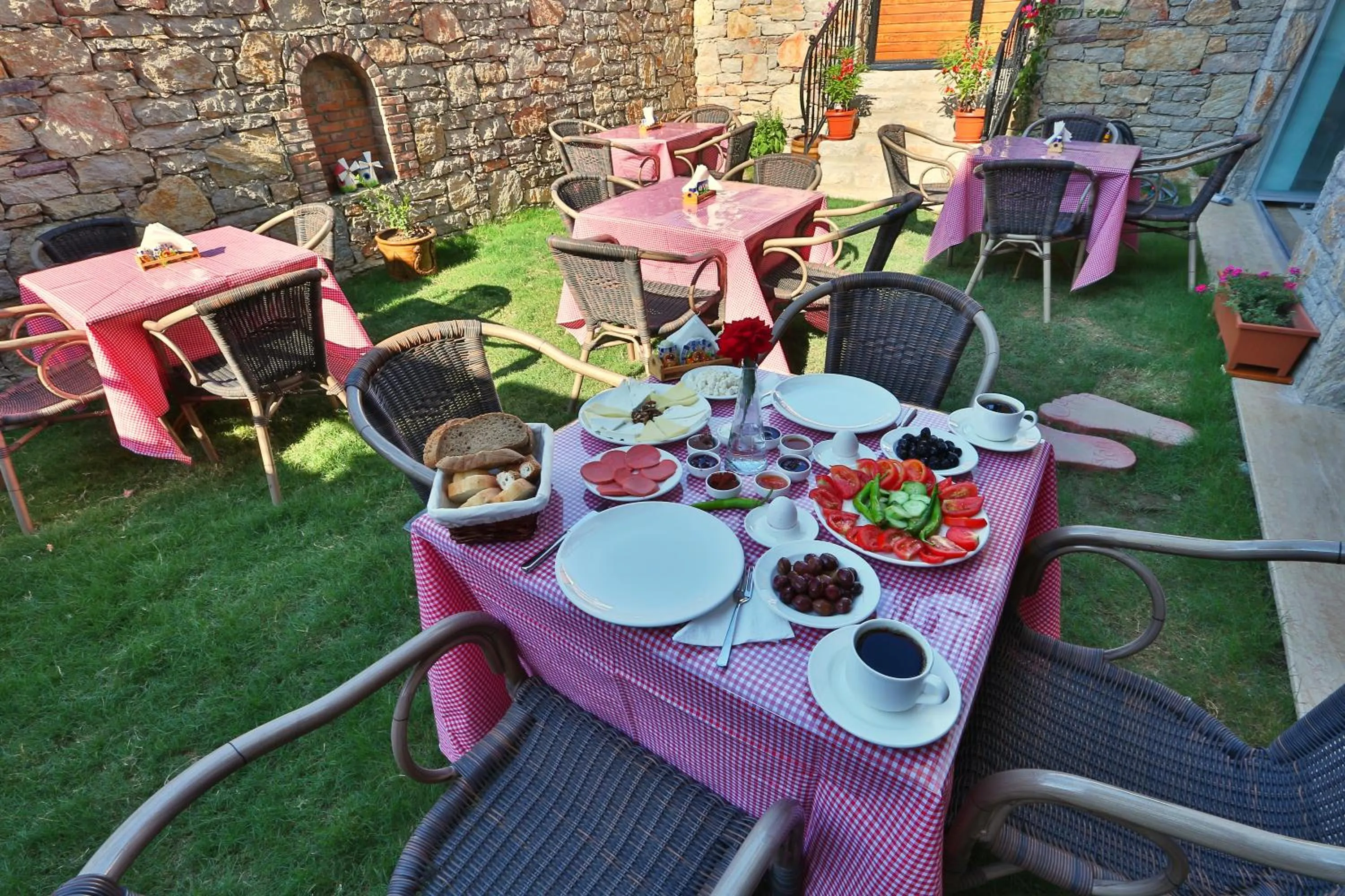 Garden in Emre Hotel 10Oda