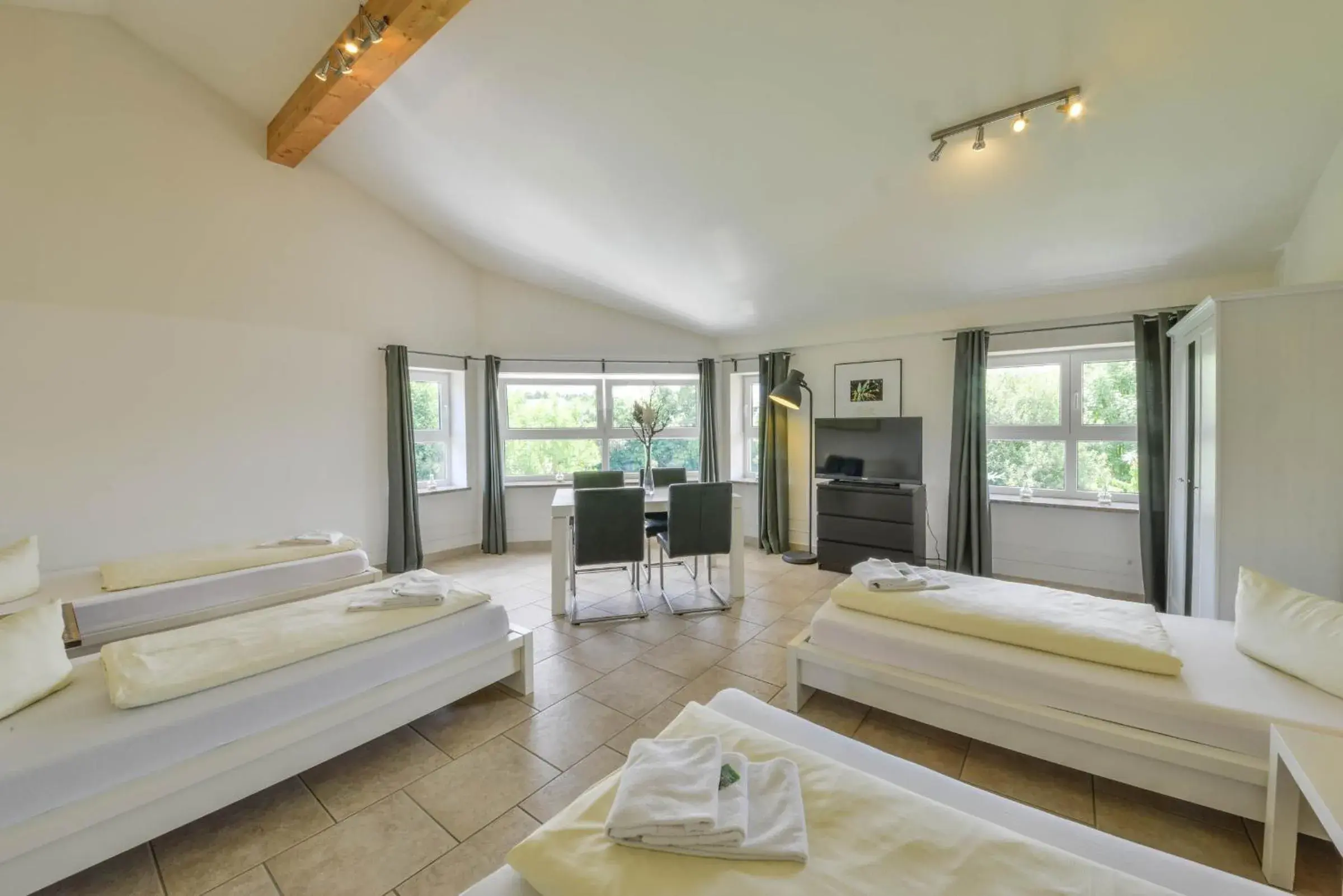 Three-Bedroom Apartment - single occupancy in Pension Wess Three-Bedroom Apartment - single occupancy in Pension Wess