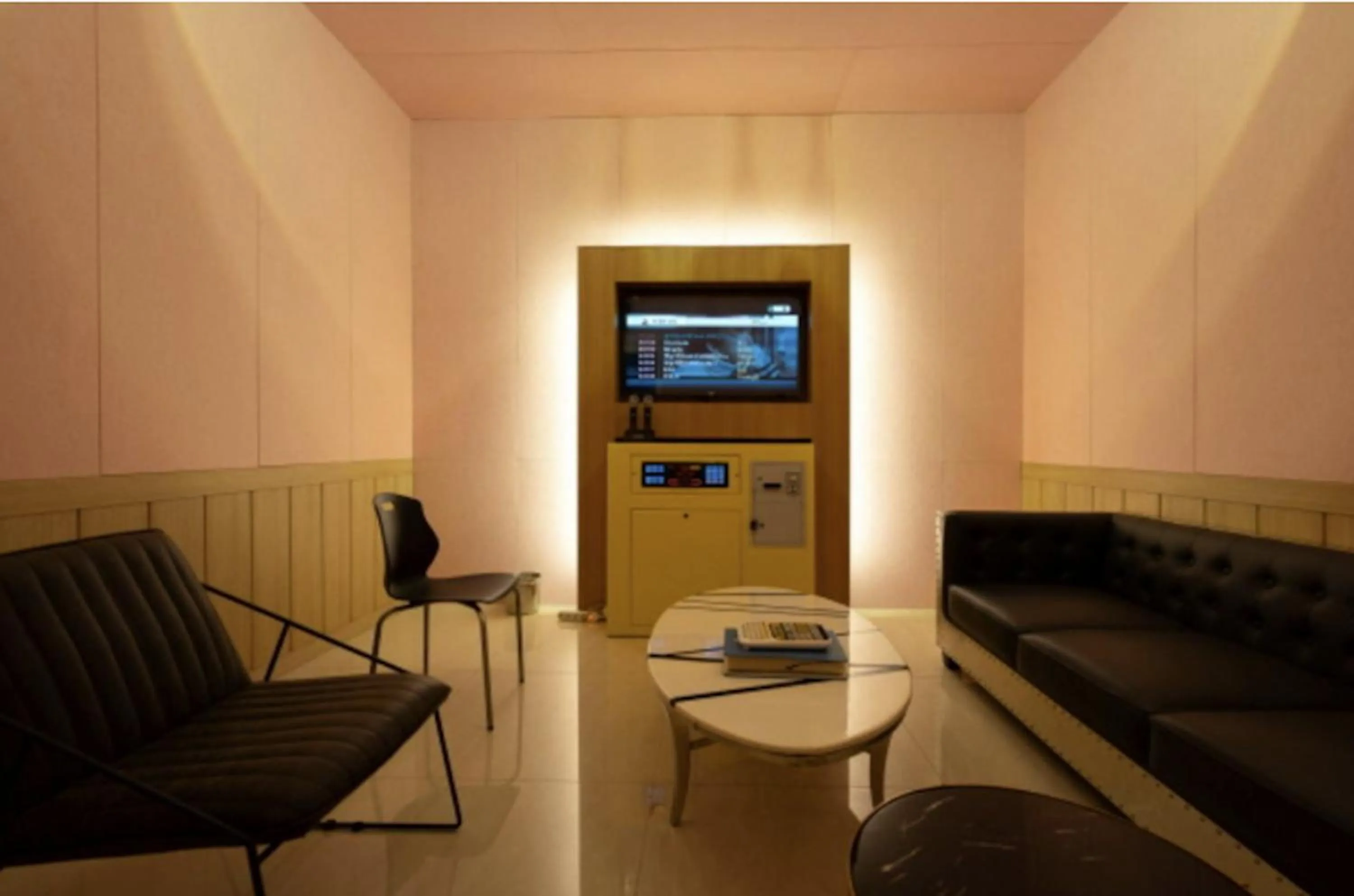 Blanc Hotel & Resort