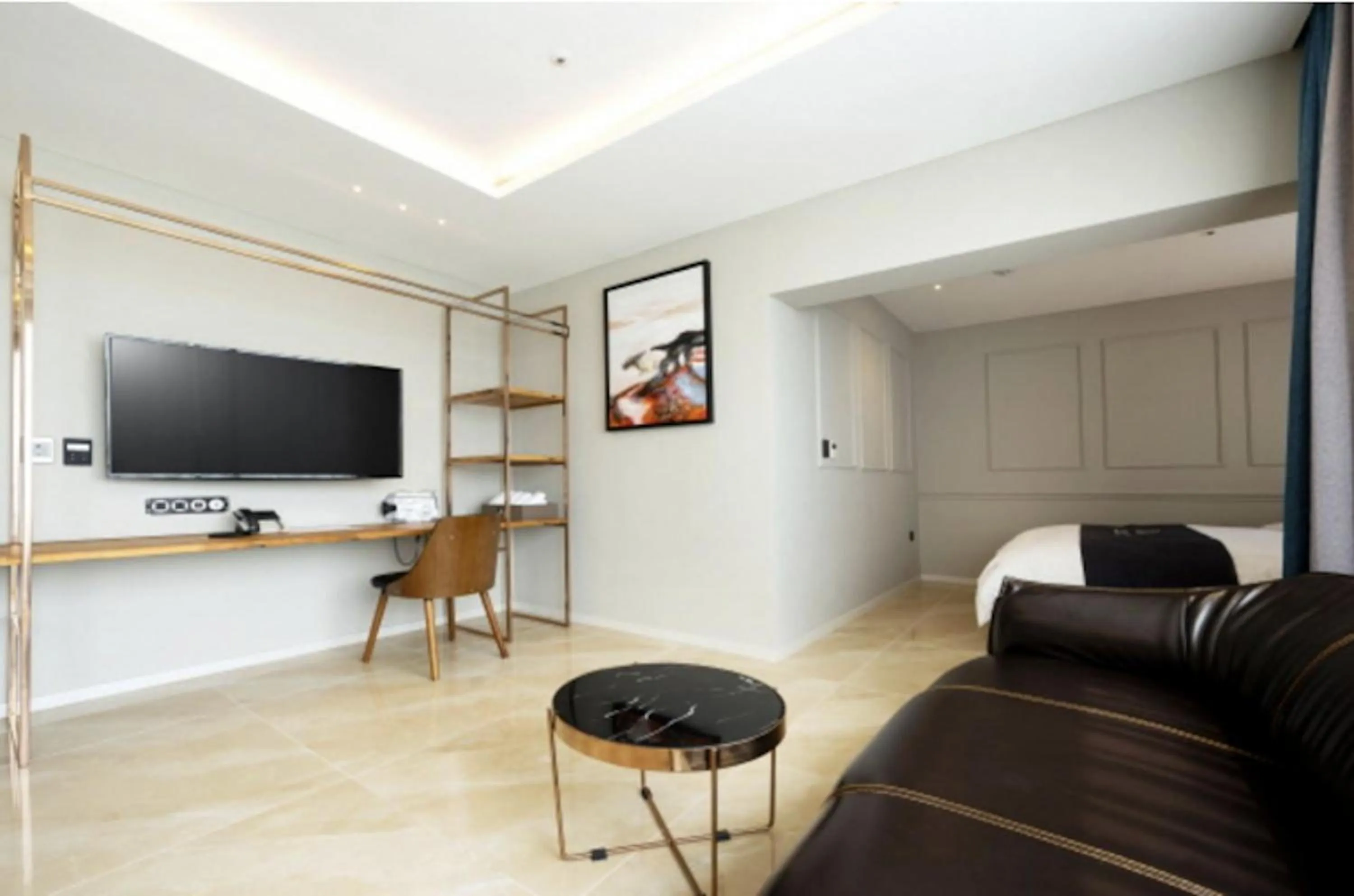 Blanc Hotel & Resort