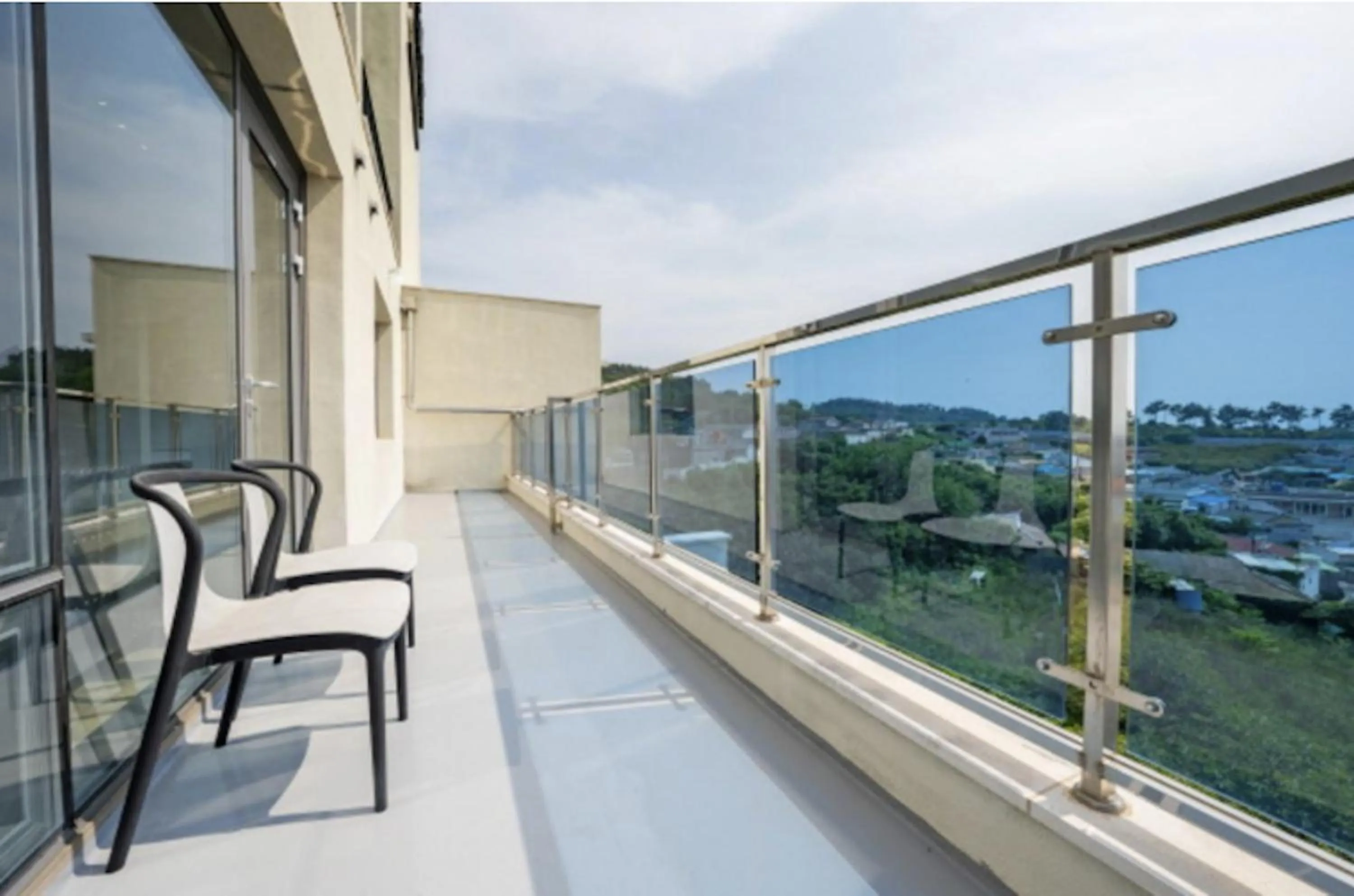 Blanc Hotel & Resort