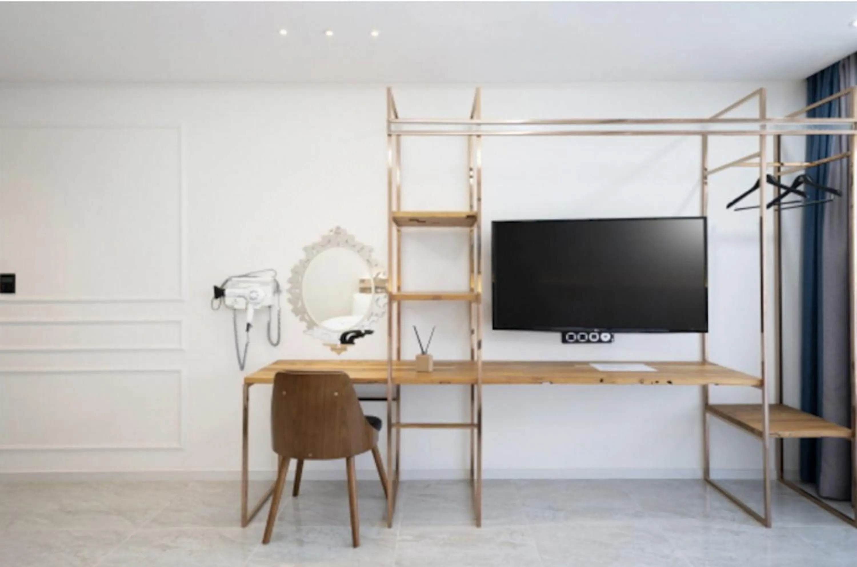 Blanc Hotel & Resort