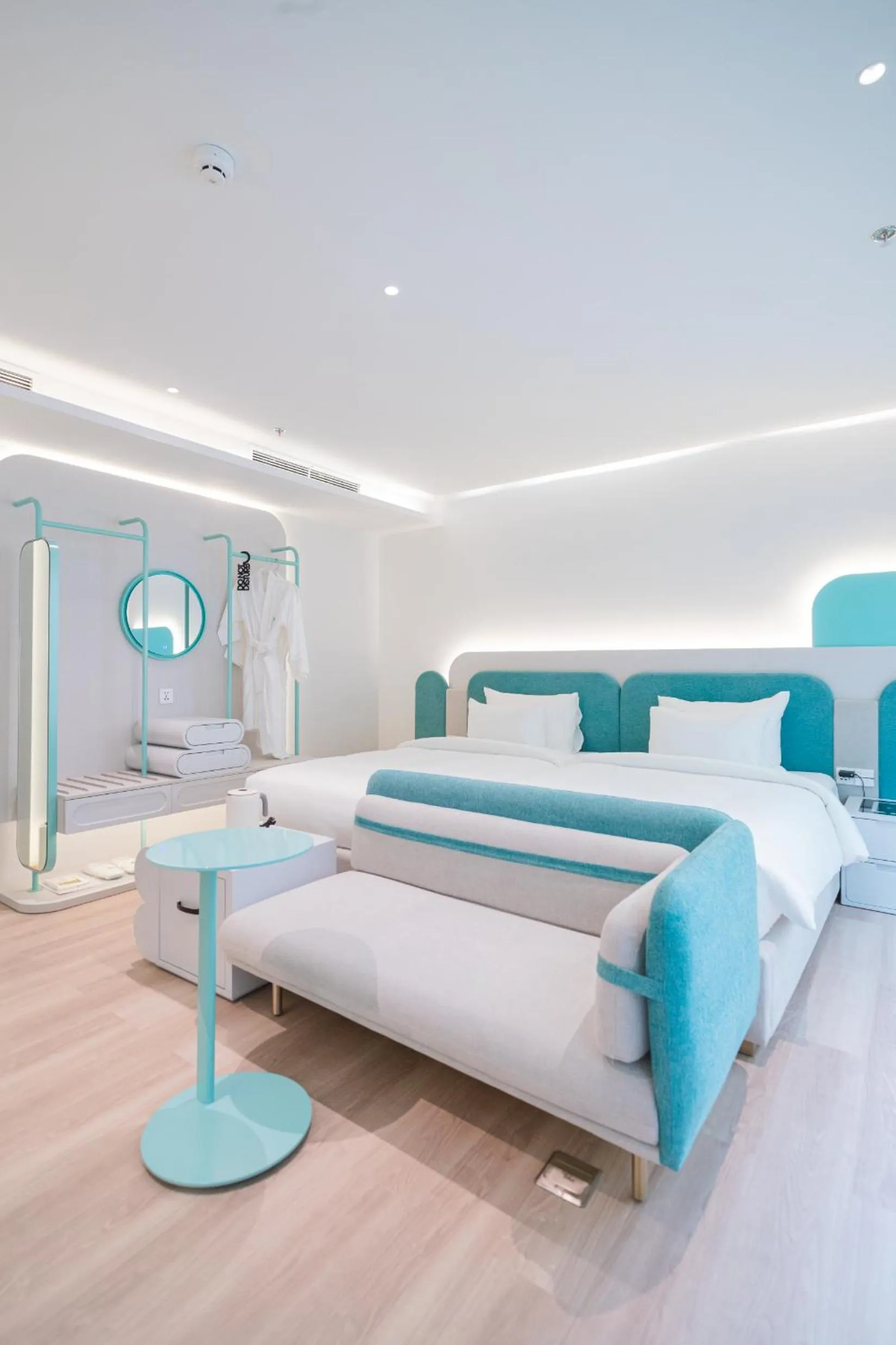 Bedroom, Bed in IconSphere Hotel