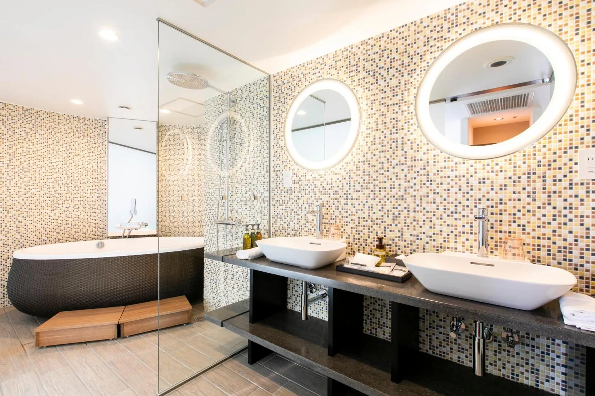 Photo of the whole room in Holiday Inn & Suites Sapporo Odori Park by IHG