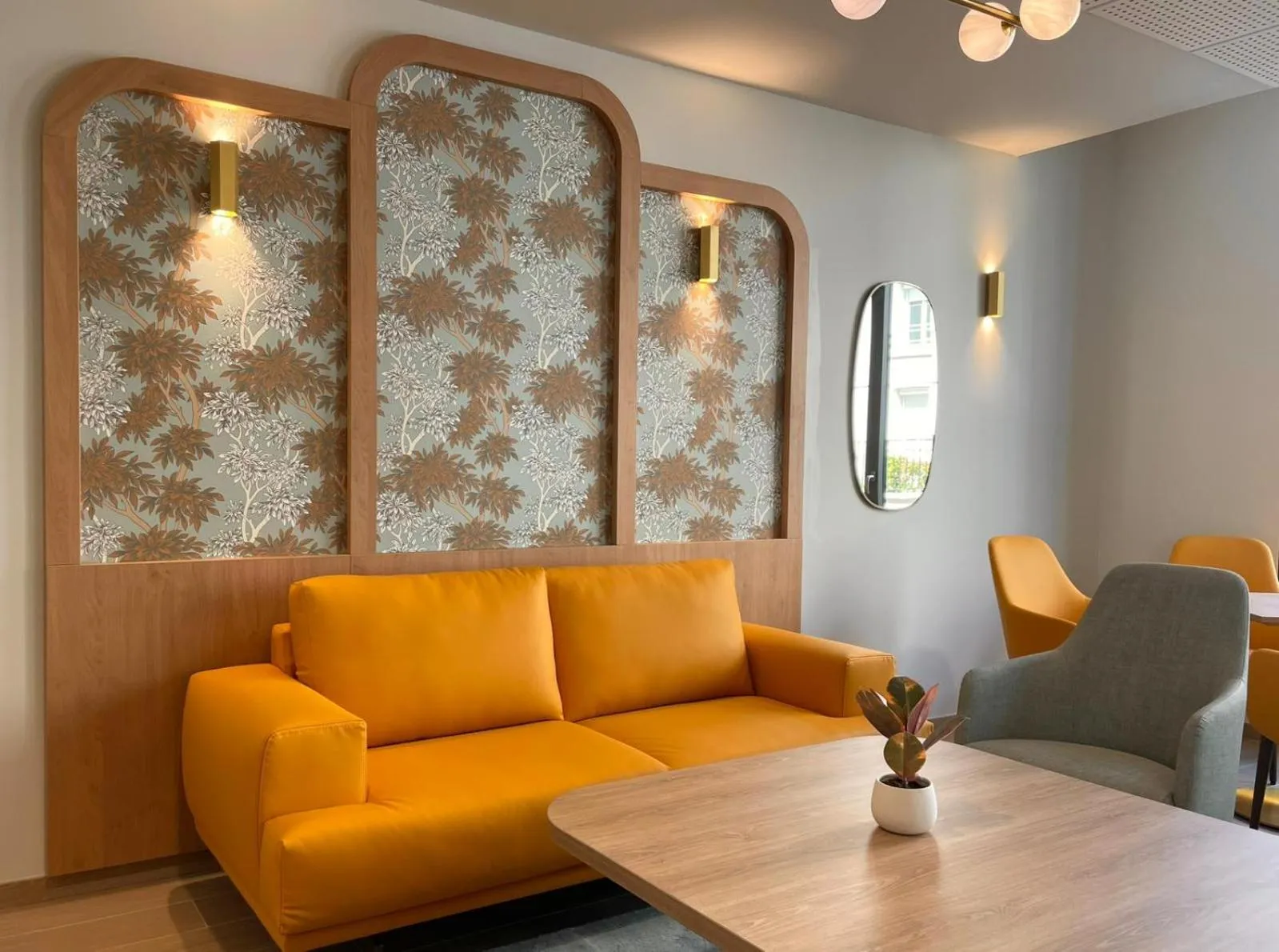 Living room in Zenao Appart'hôtels Châlons-en-Champagne