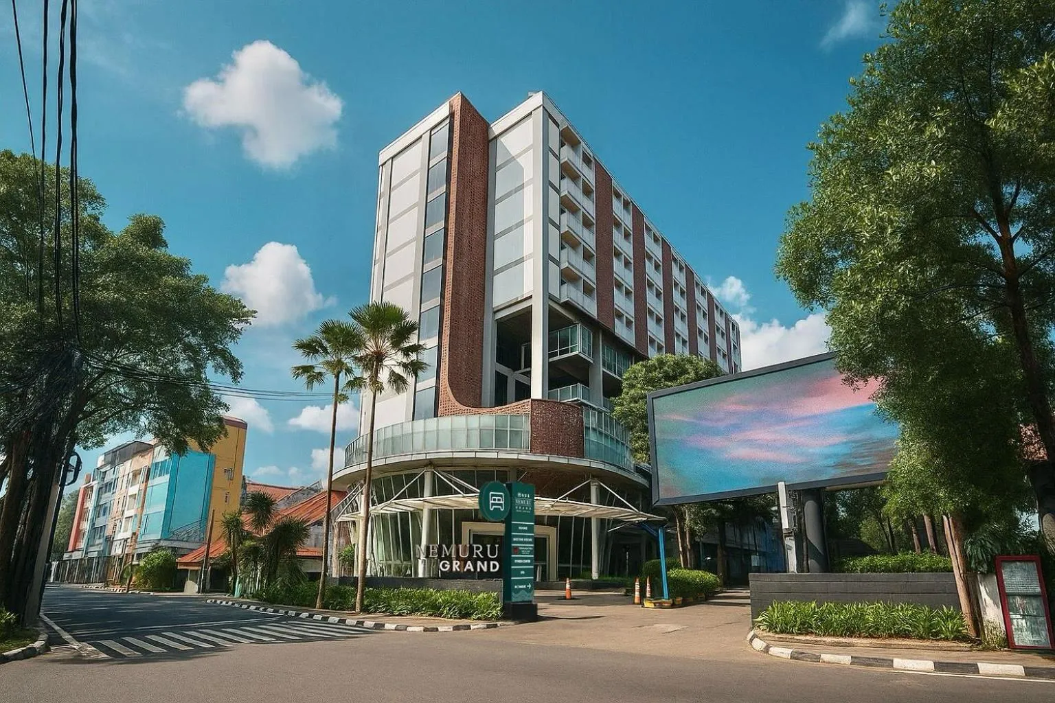 Nemuru Grand Bellevue Radio Dalam