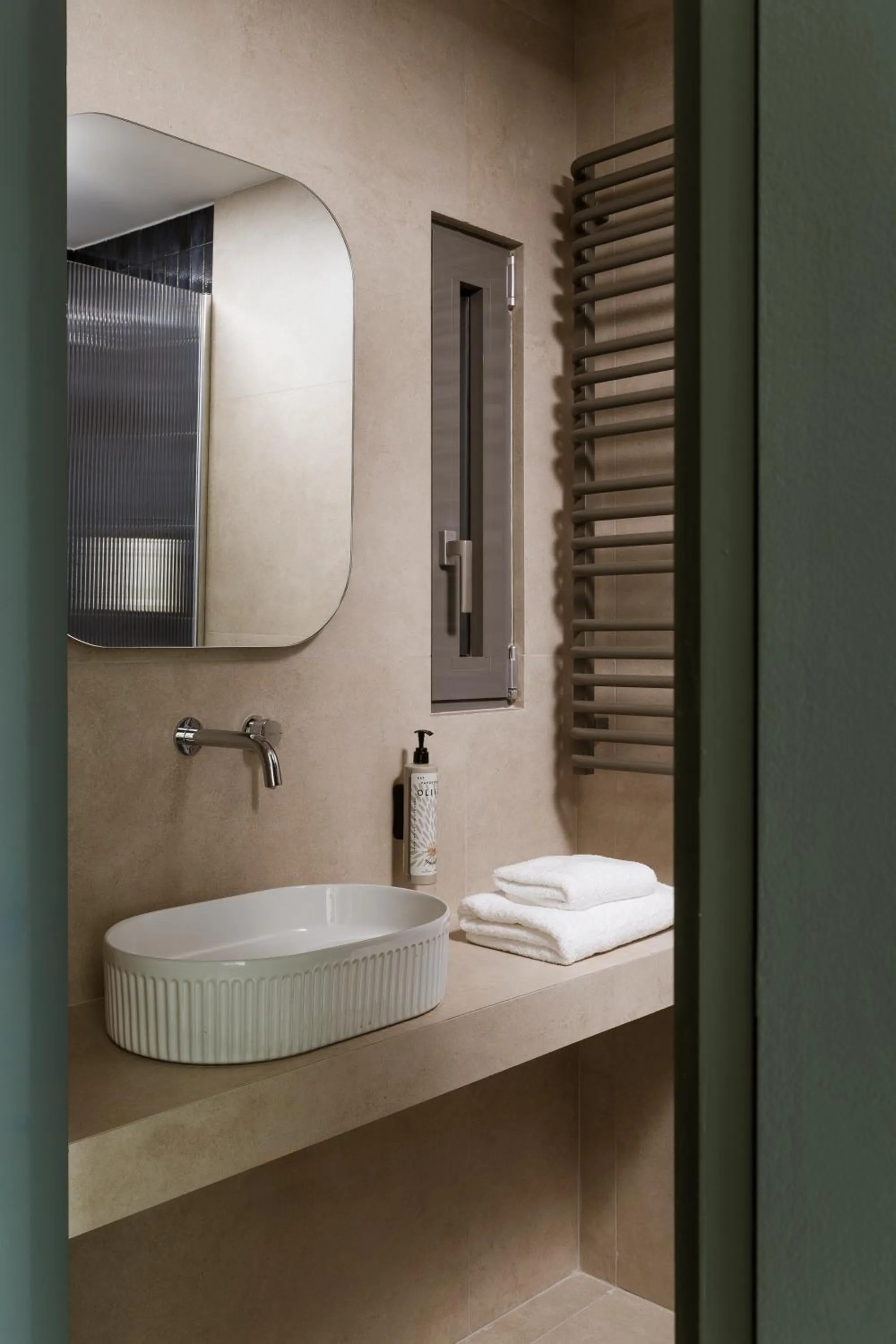 Bathroom in Elevate Athens