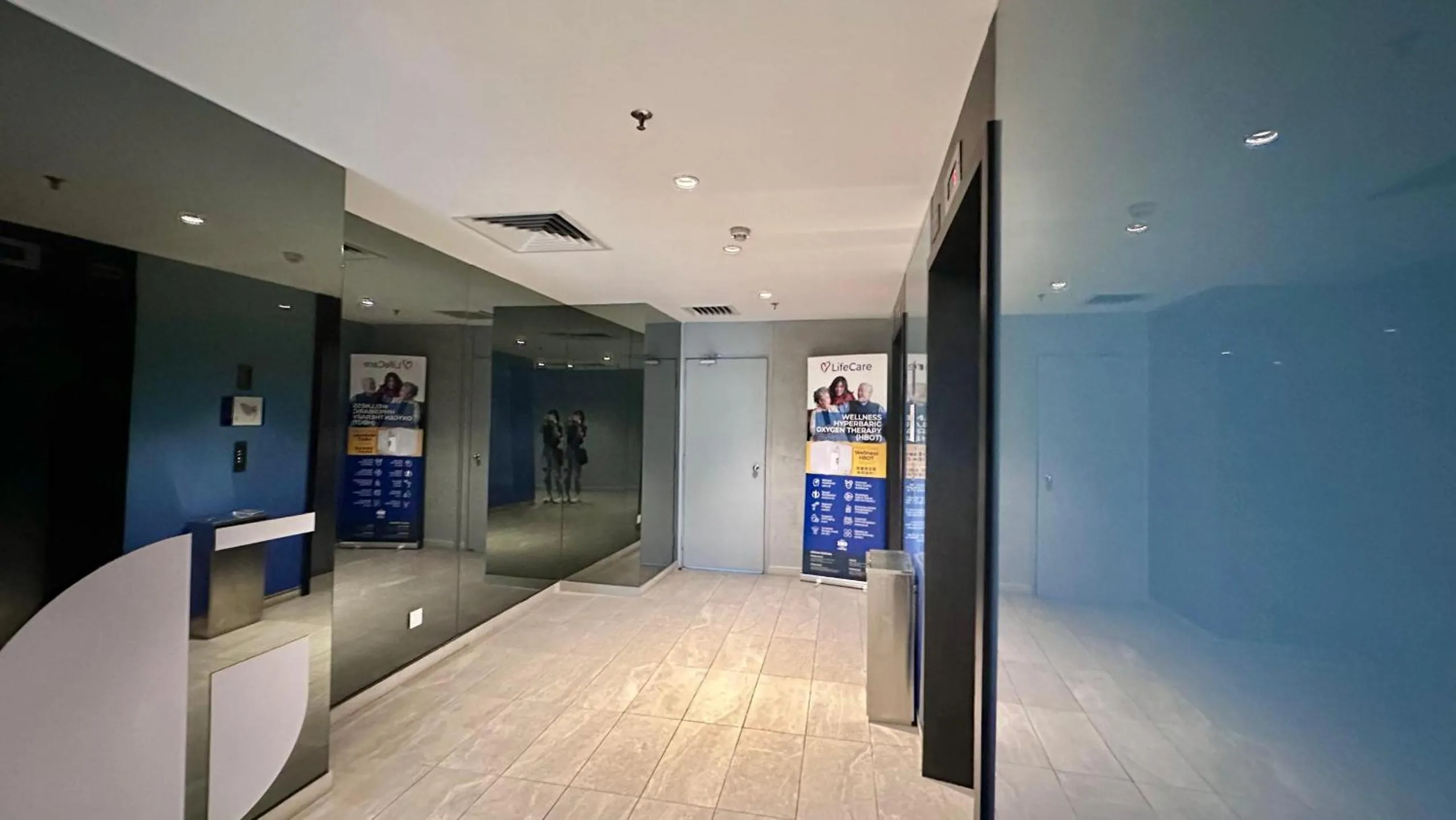 Property building in Ukiyo Hotel by manatidur