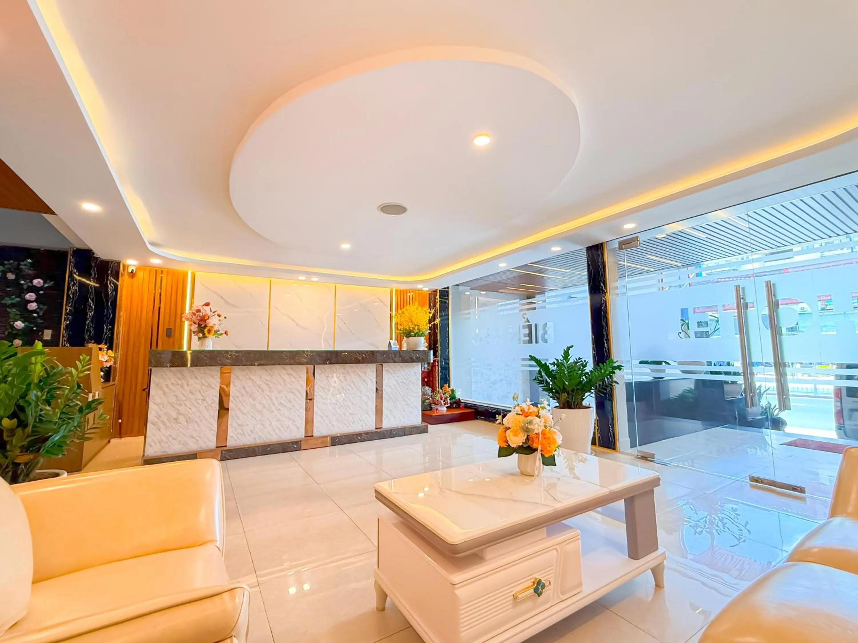 Bien Sao Hotel Duong Quang Ham