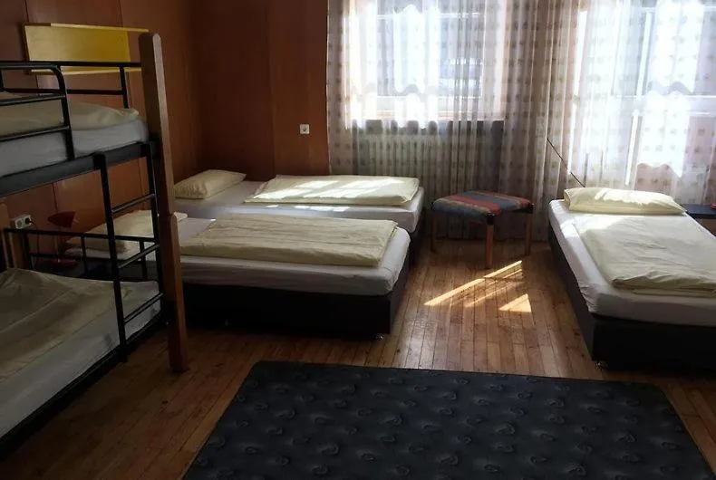 Bed in Jugendhotel Nürnberg