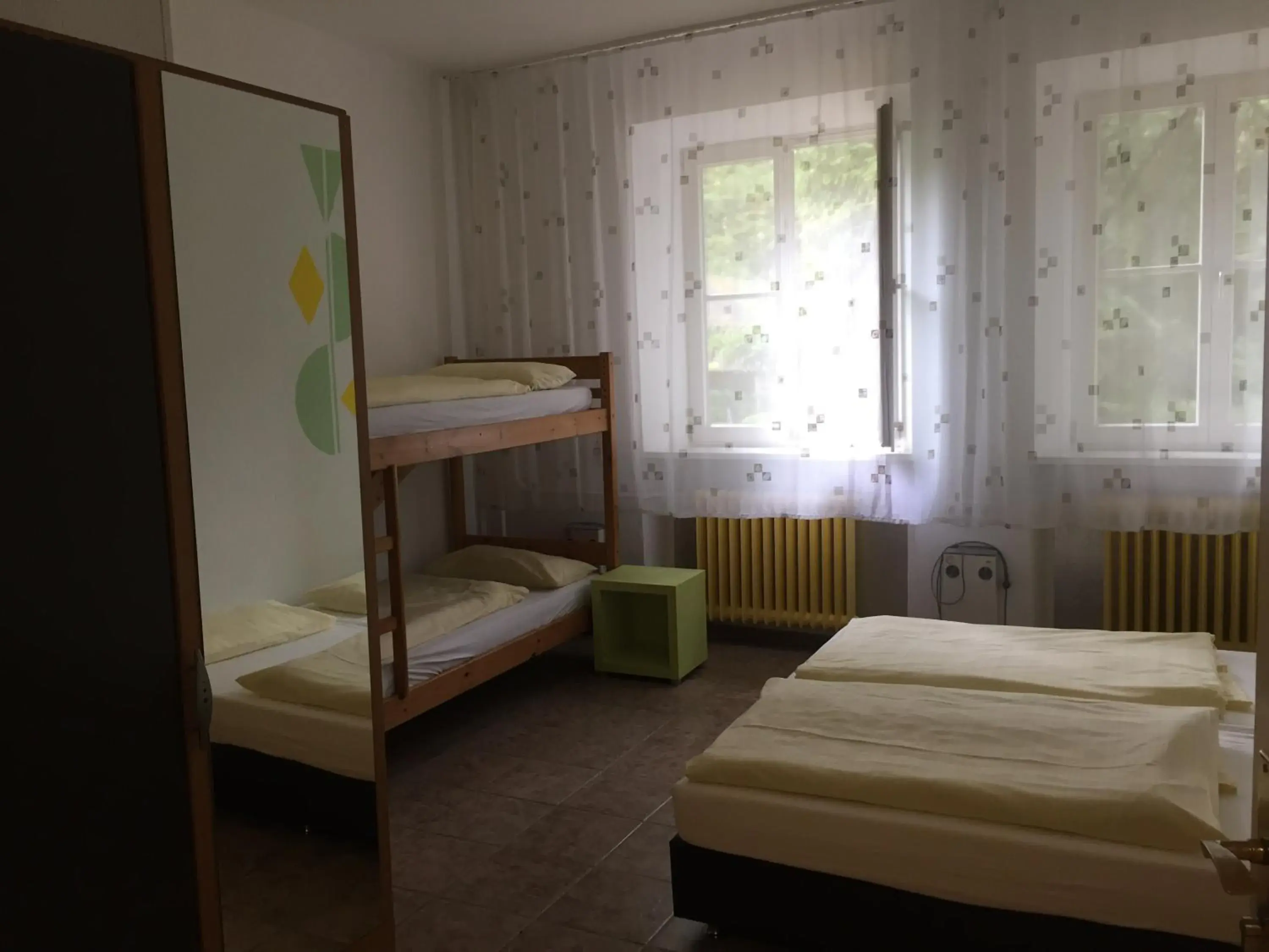 Quadruple Room - single occupancy in Jugend-Hotel Nürnberg Quadruple Room - single occupancy in Jugend-Hotel Nürnberg