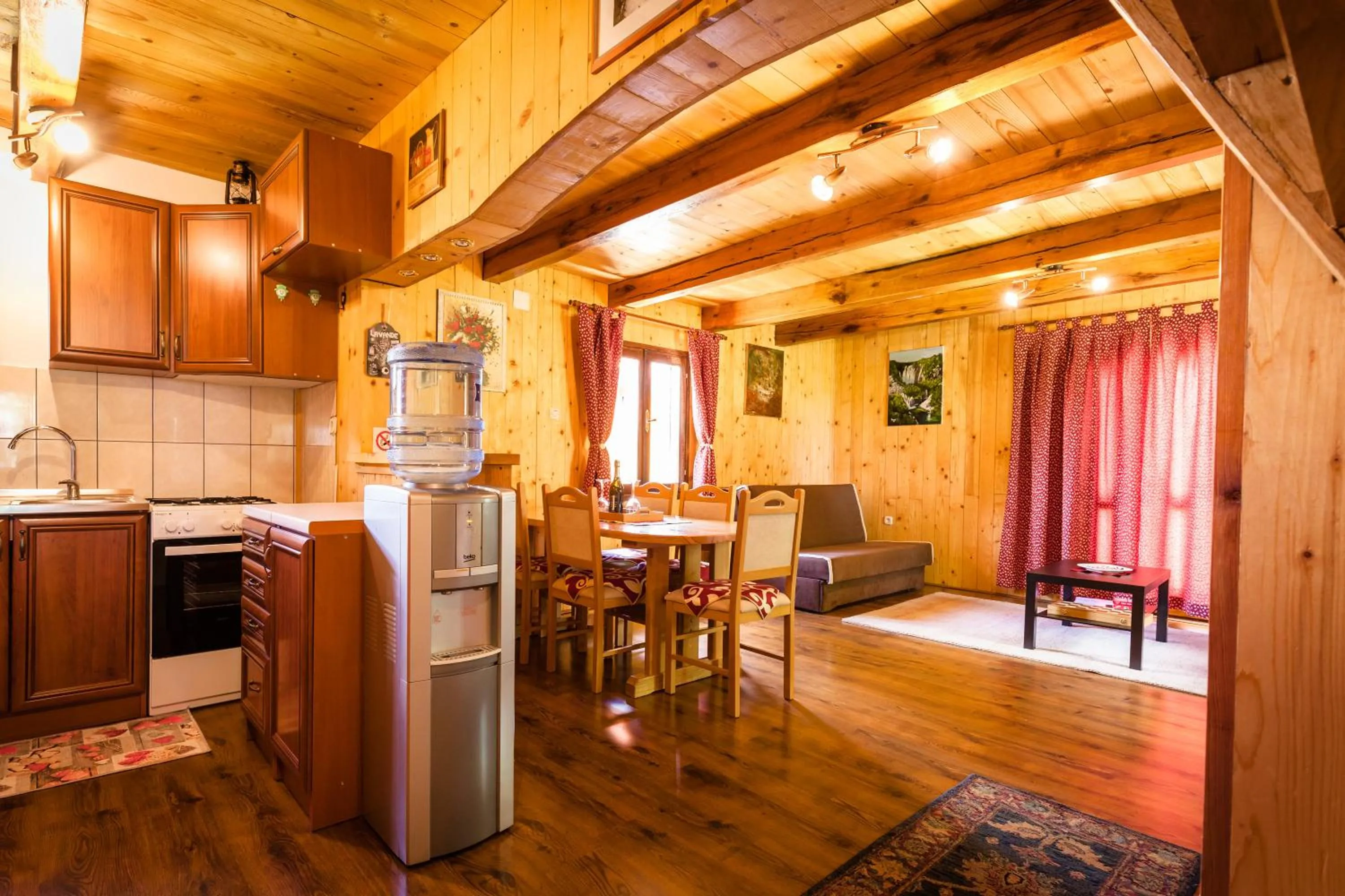 Kitchen or kitchenette in House Marijana