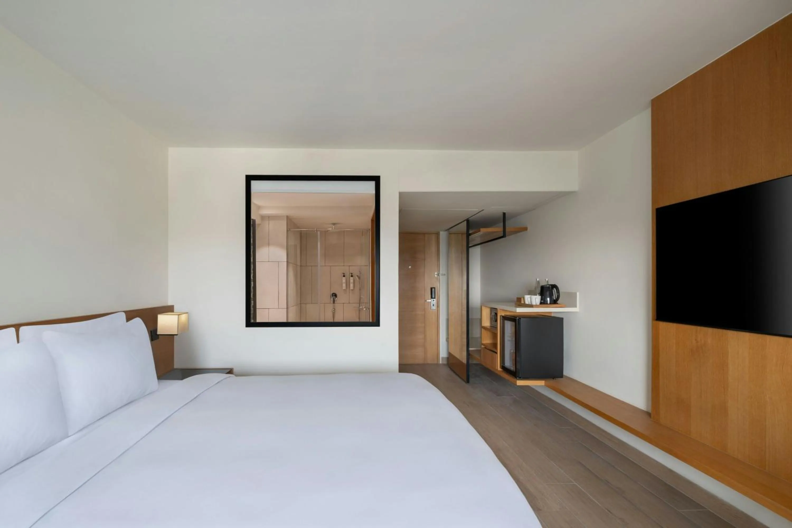 Premium Larger King Room with Airport View and City View: Enjoy 15% discount on F&B and Laundry services. in Fairfield by Marriott Jaipur Tonk Road