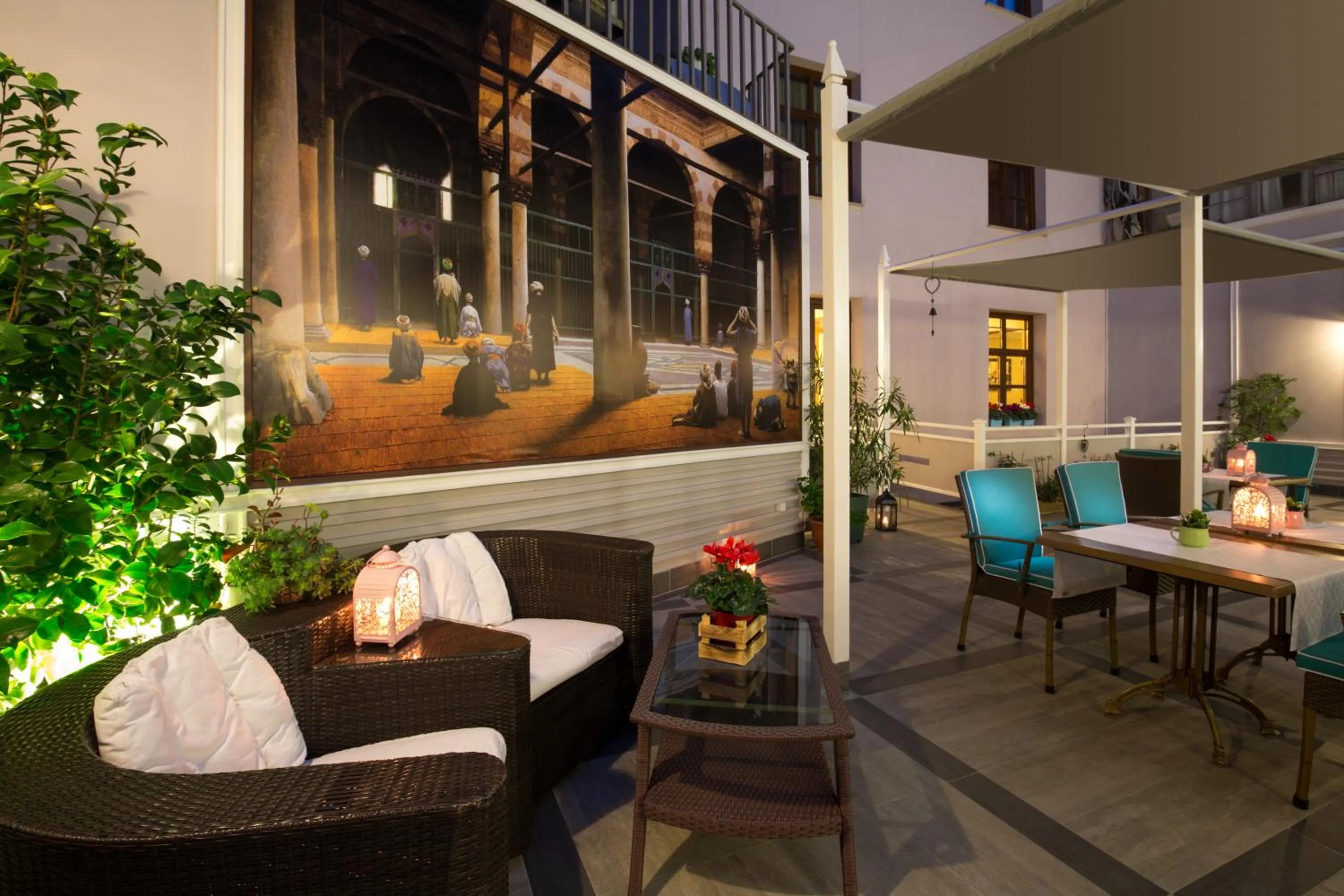 Garden in Lalahan Hotel