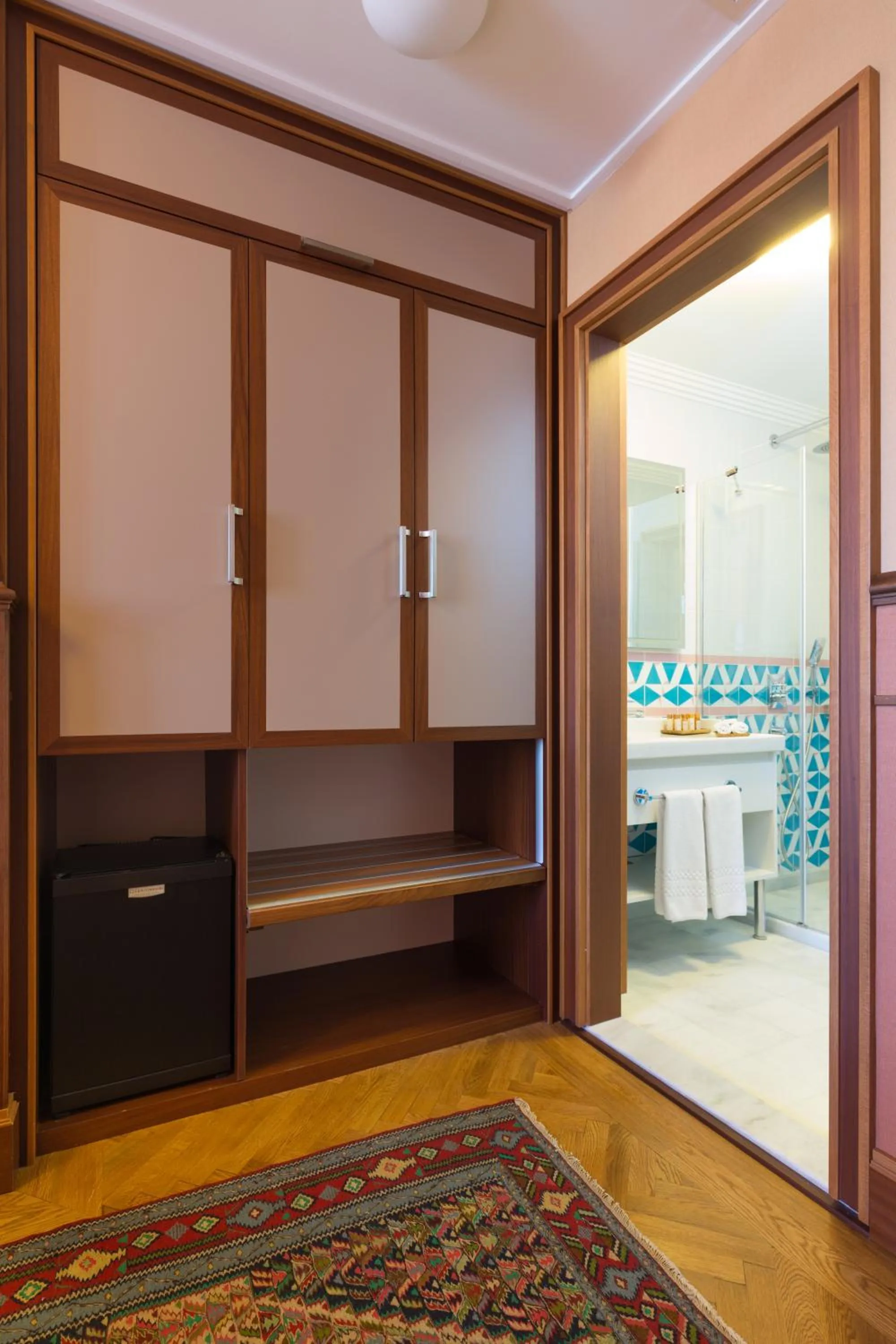 Bathroom in Lalahan Hotel