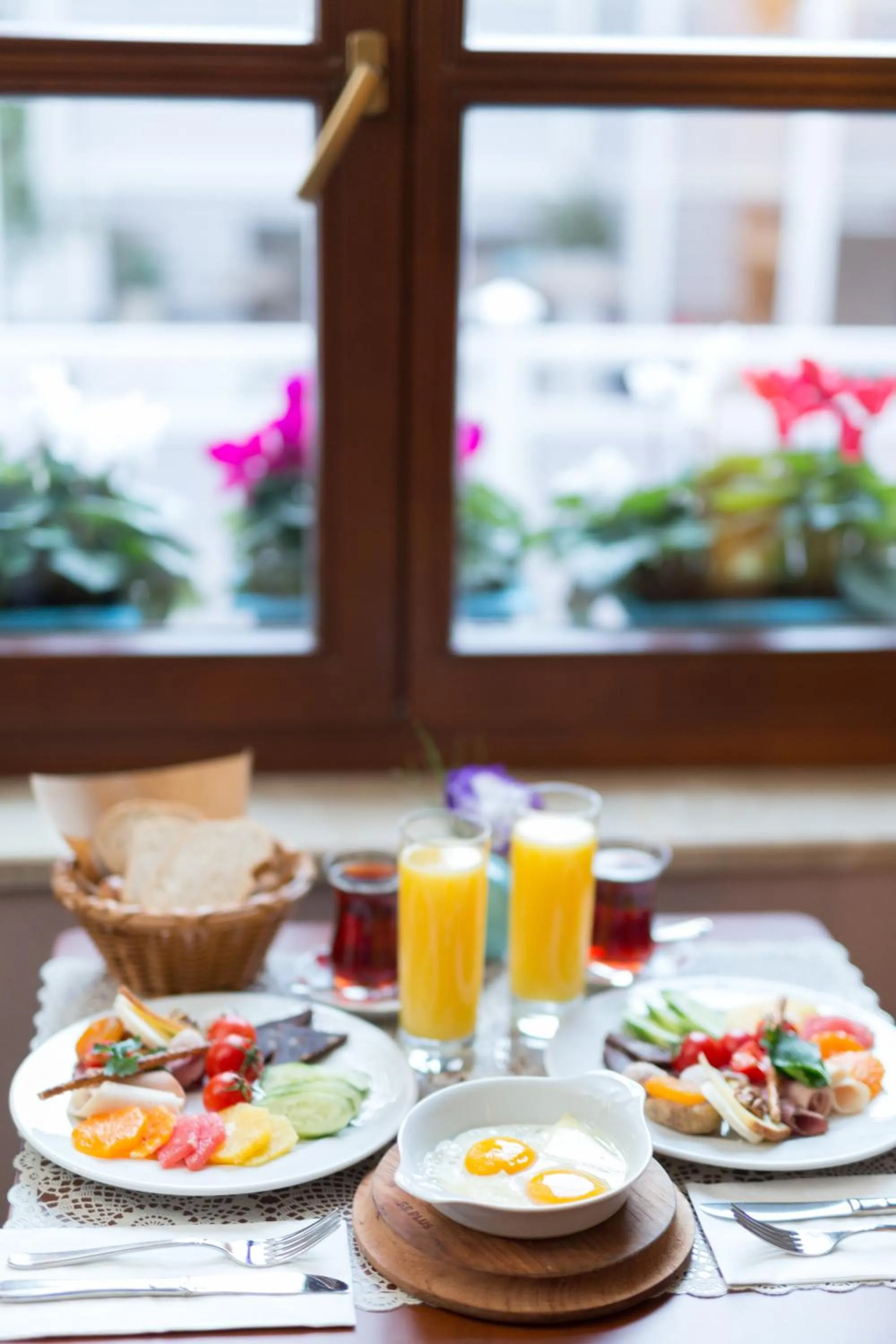 Breakfast in Lalahan Hotel