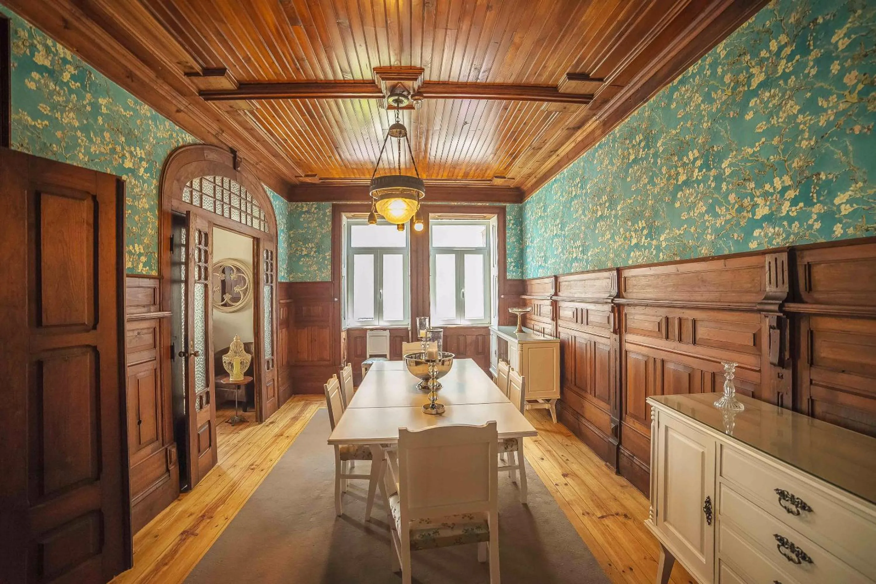 Food and drinks in Casa com Historia