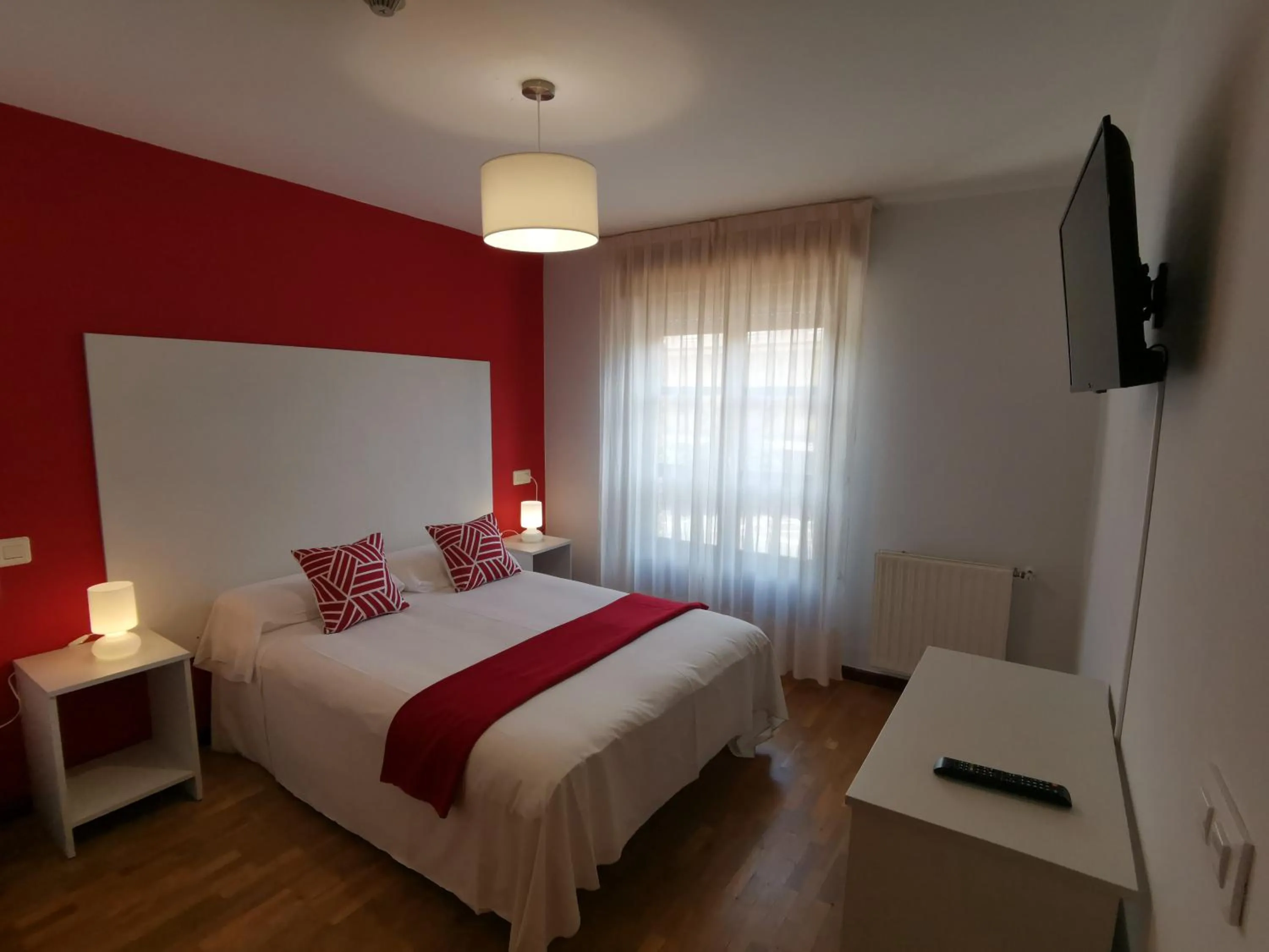 Bedroom in Hotel El Trasgu