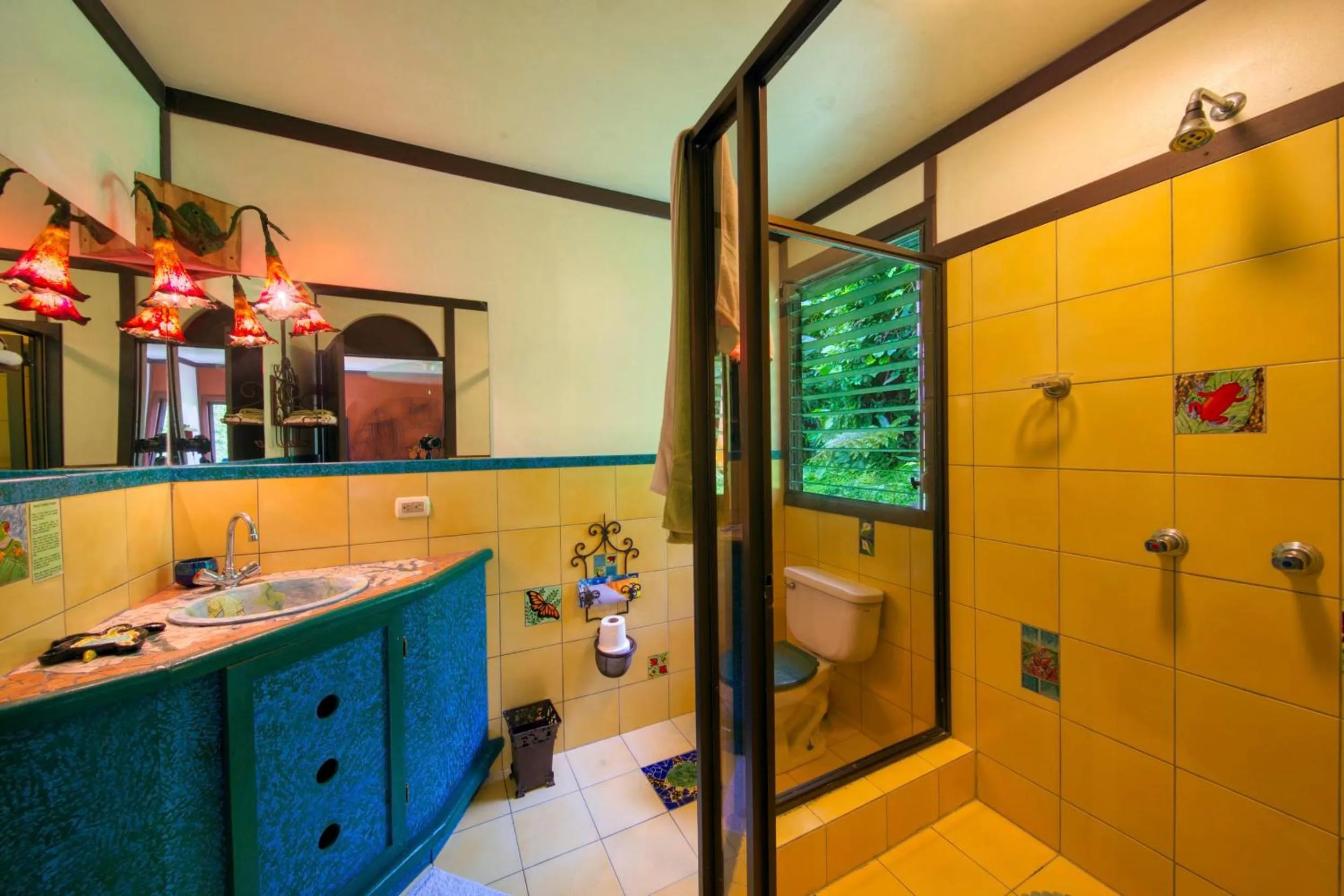 King Room with Garden View in Lucky Bug Bed And Breakfast