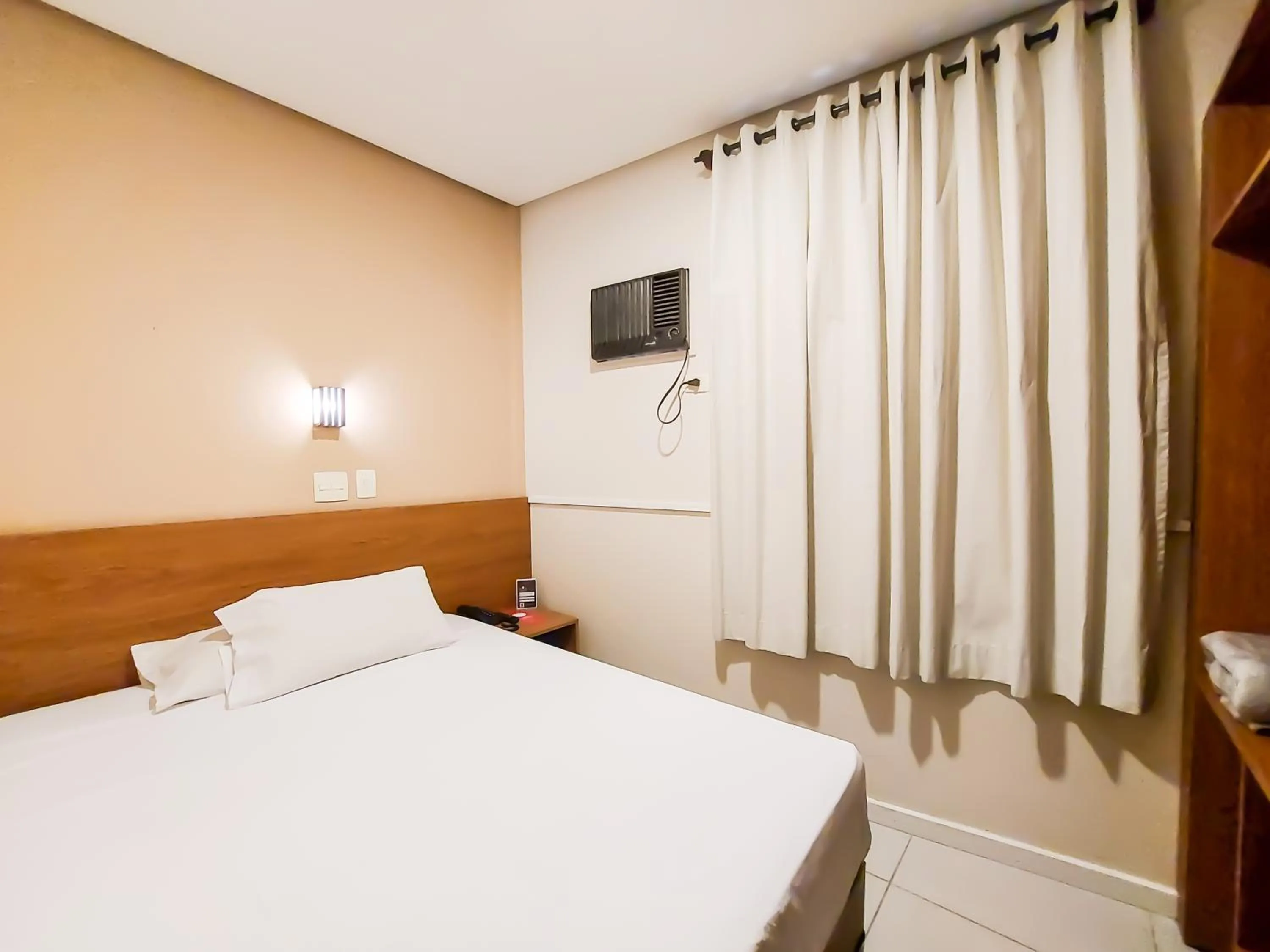 Bedroom, Bed in Hotel Itamarati Centro-República