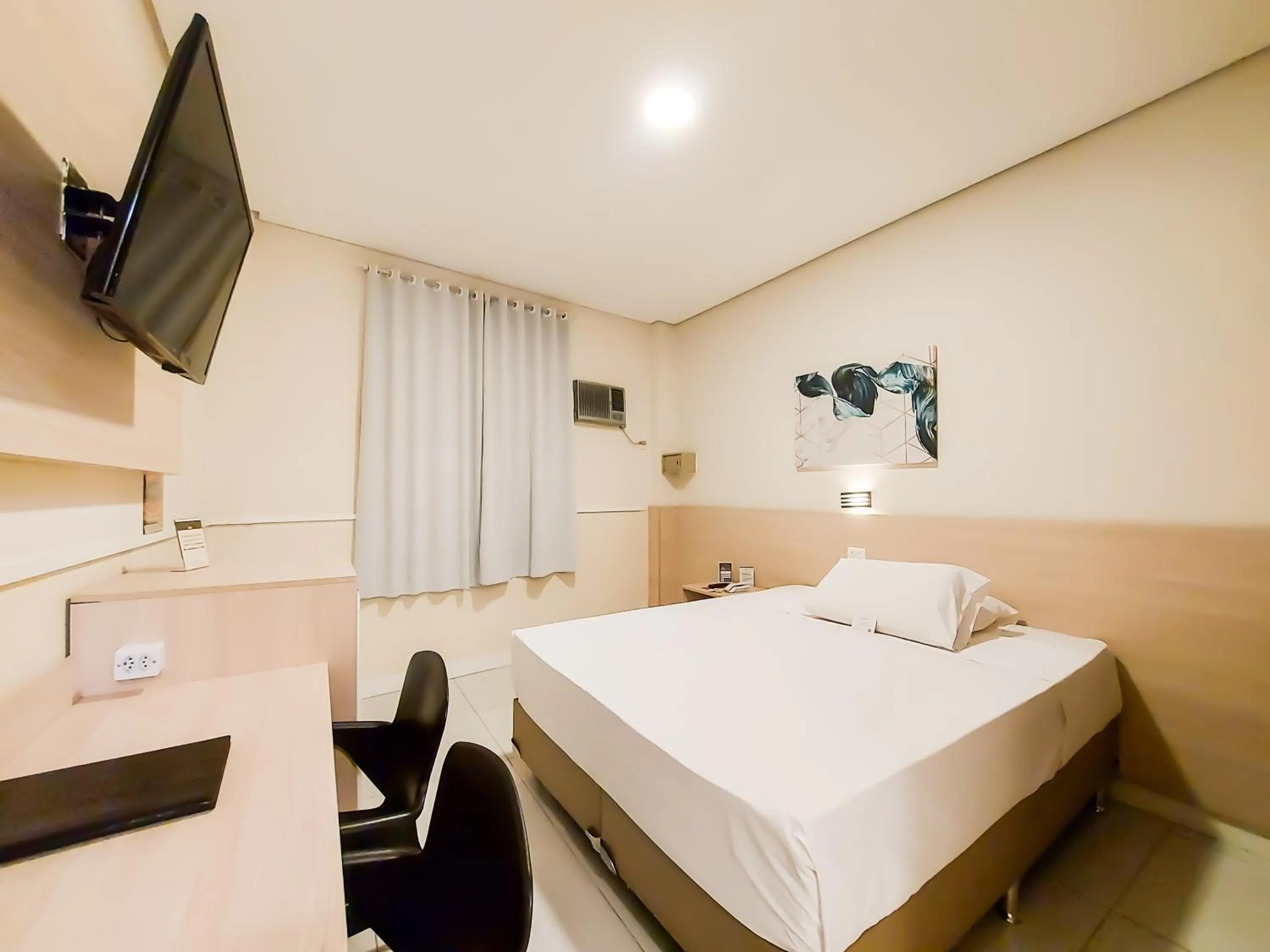 Bedroom, Bed in Hotel Itamarati Centro-República