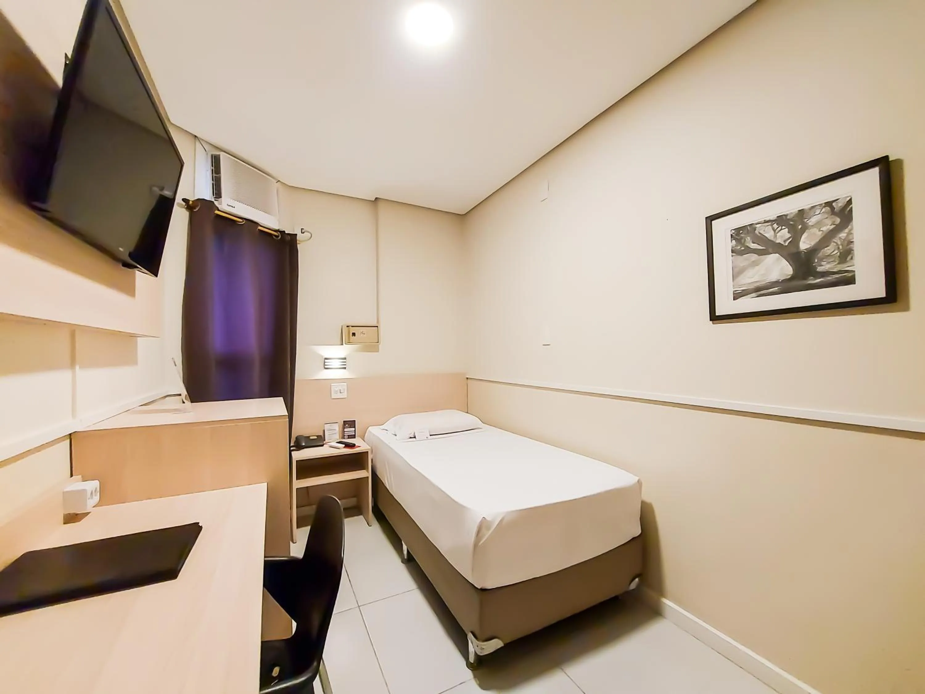 Bedroom, Bed in Hotel Itamarati Centro-República