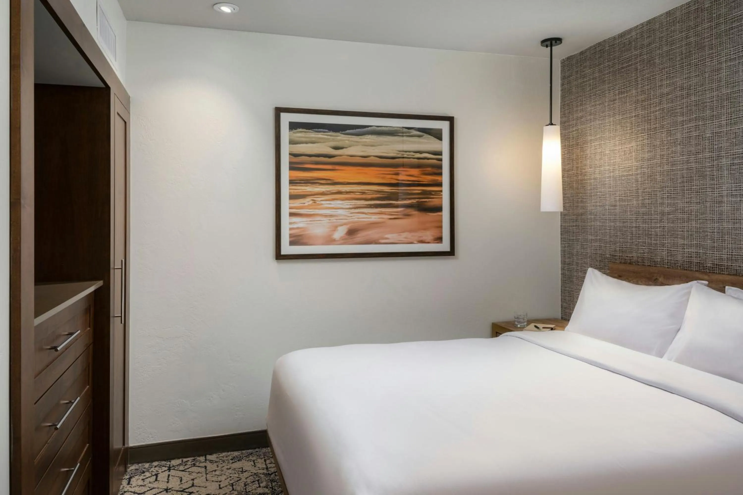 Bedroom, Bed in Sheraton Steamboat Resort Villas