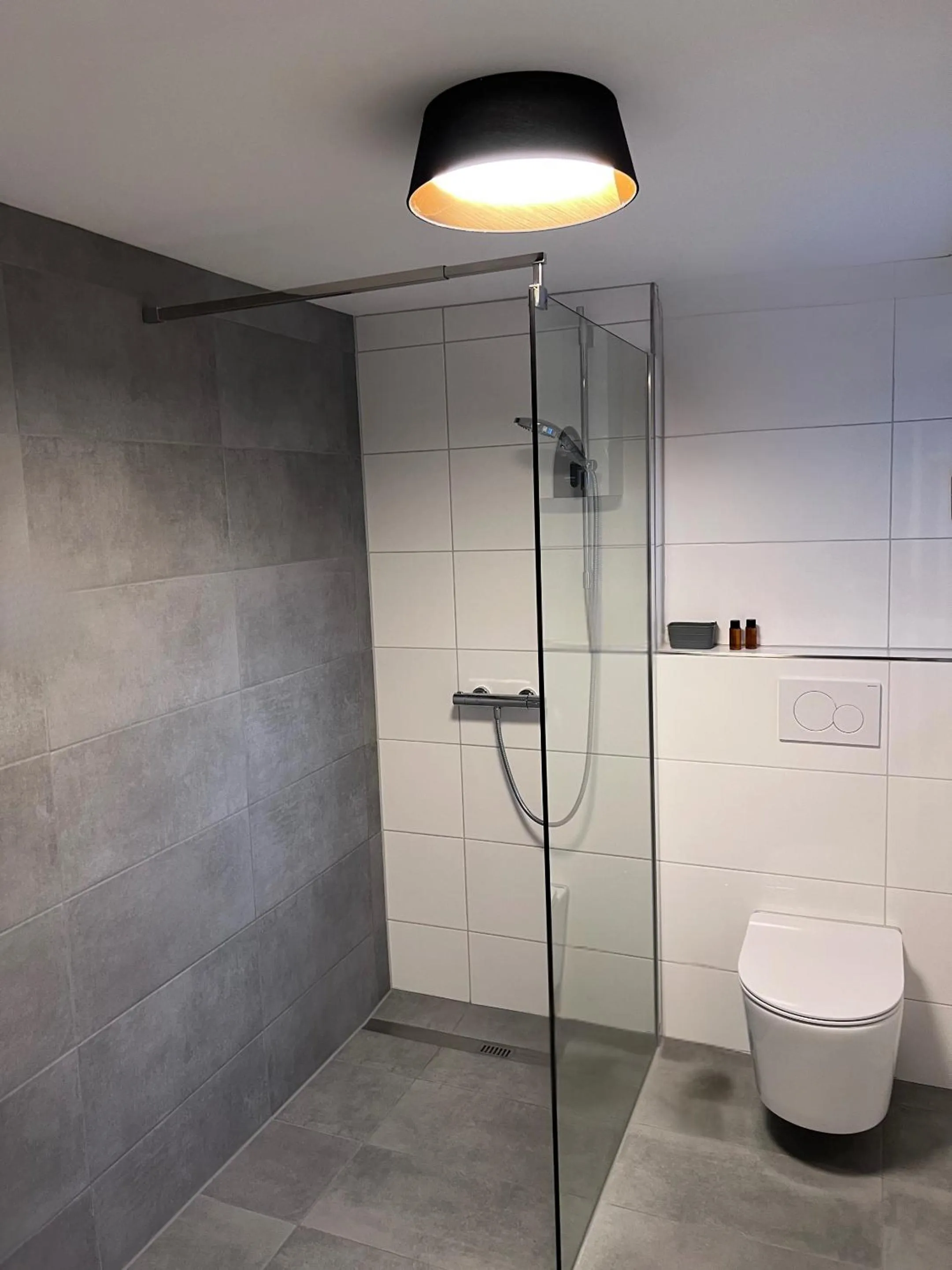 Bathroom in Hotel Falken