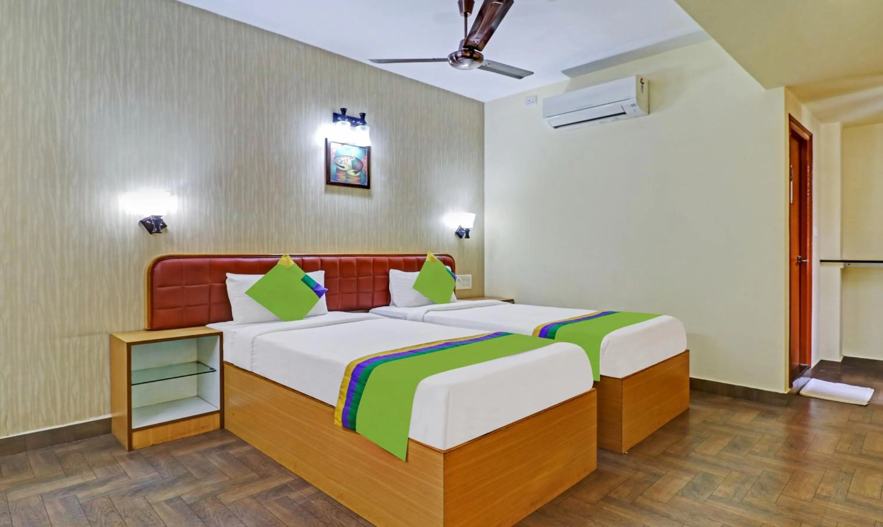 Bedroom, Bed in Treebo Akshaya Mayflower Vijaya Bank Layout