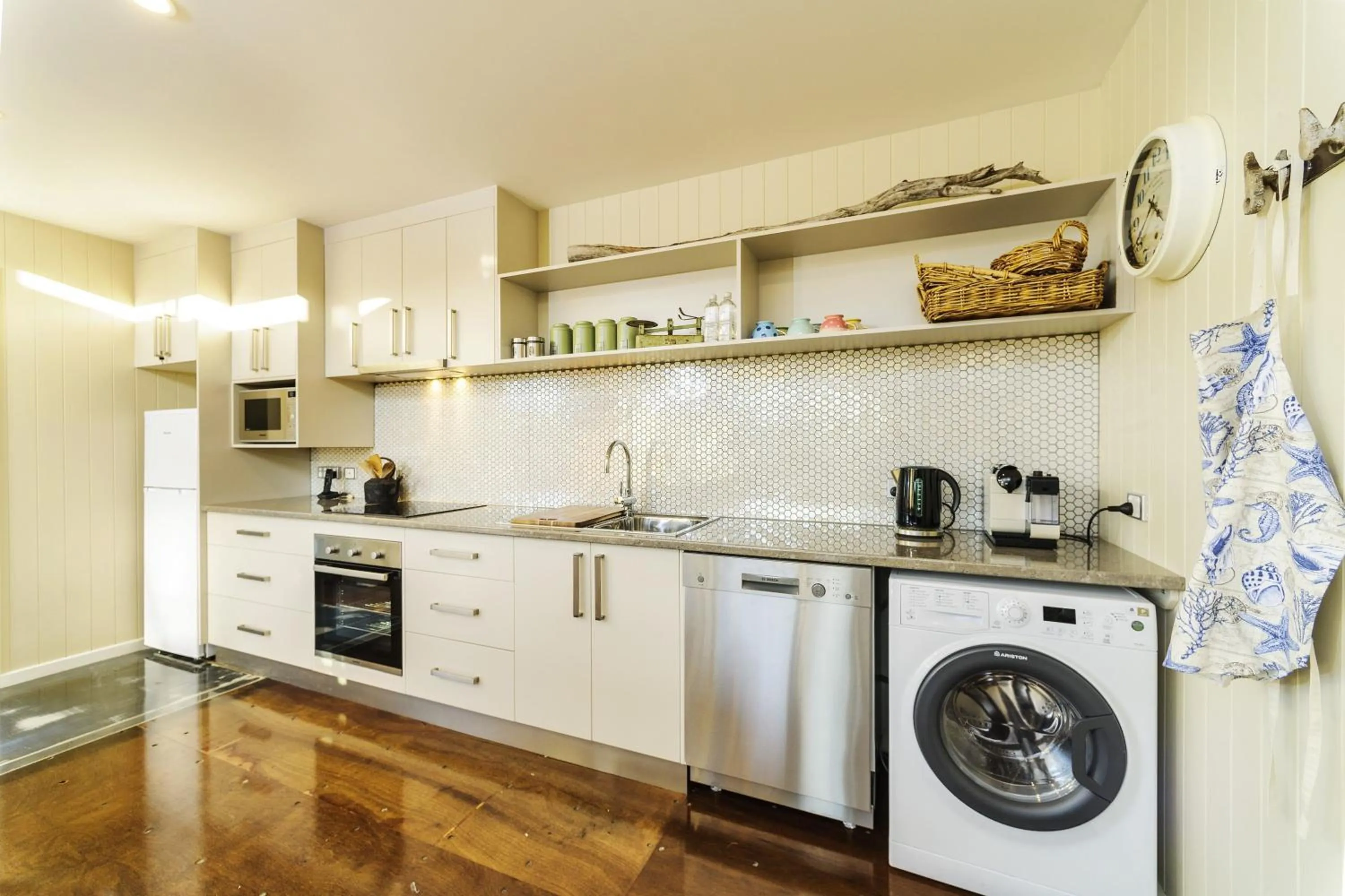 Kitchen or kitchenette in Coastal Pods Wynyard