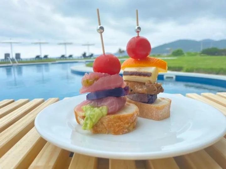 Restaurant/places to eat in EN RESORT Kumejima EEF Beach Hotel