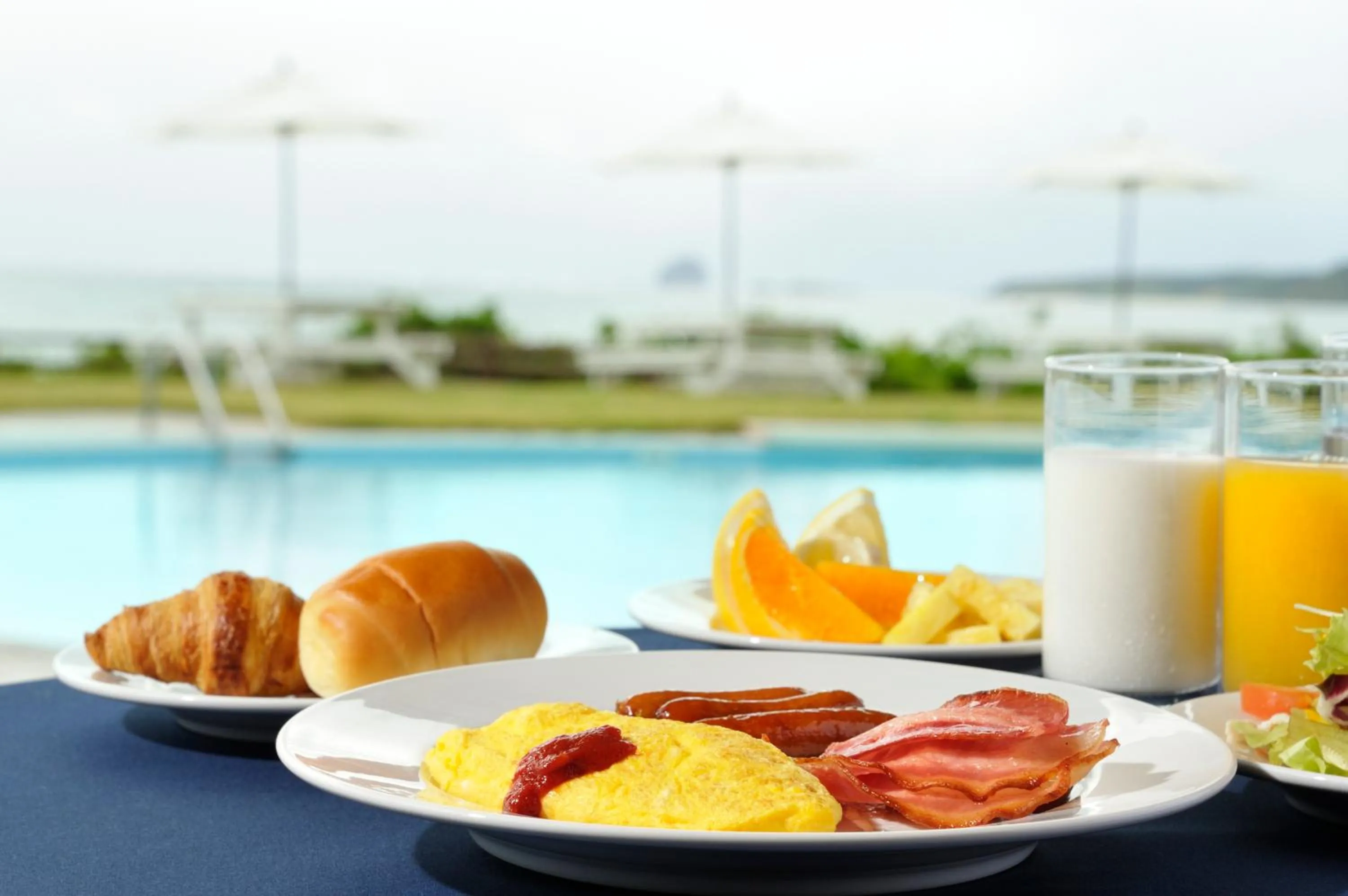 Buffet breakfast in EN RESORT Kumejima EEF Beach Hotel