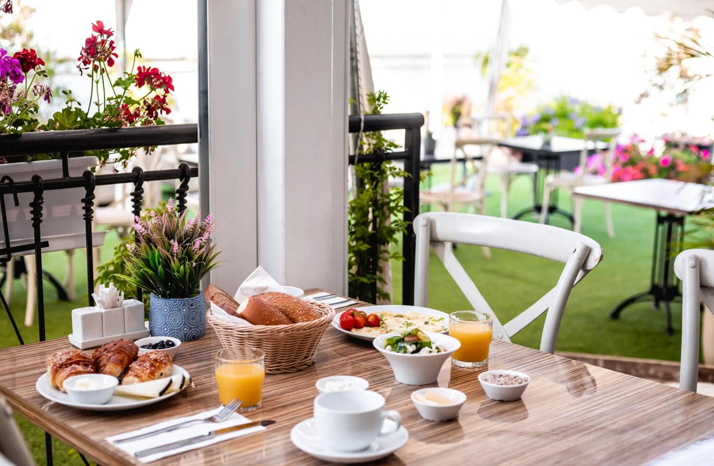 Arroyo Boutique&Business Hotel- By Star Hotels