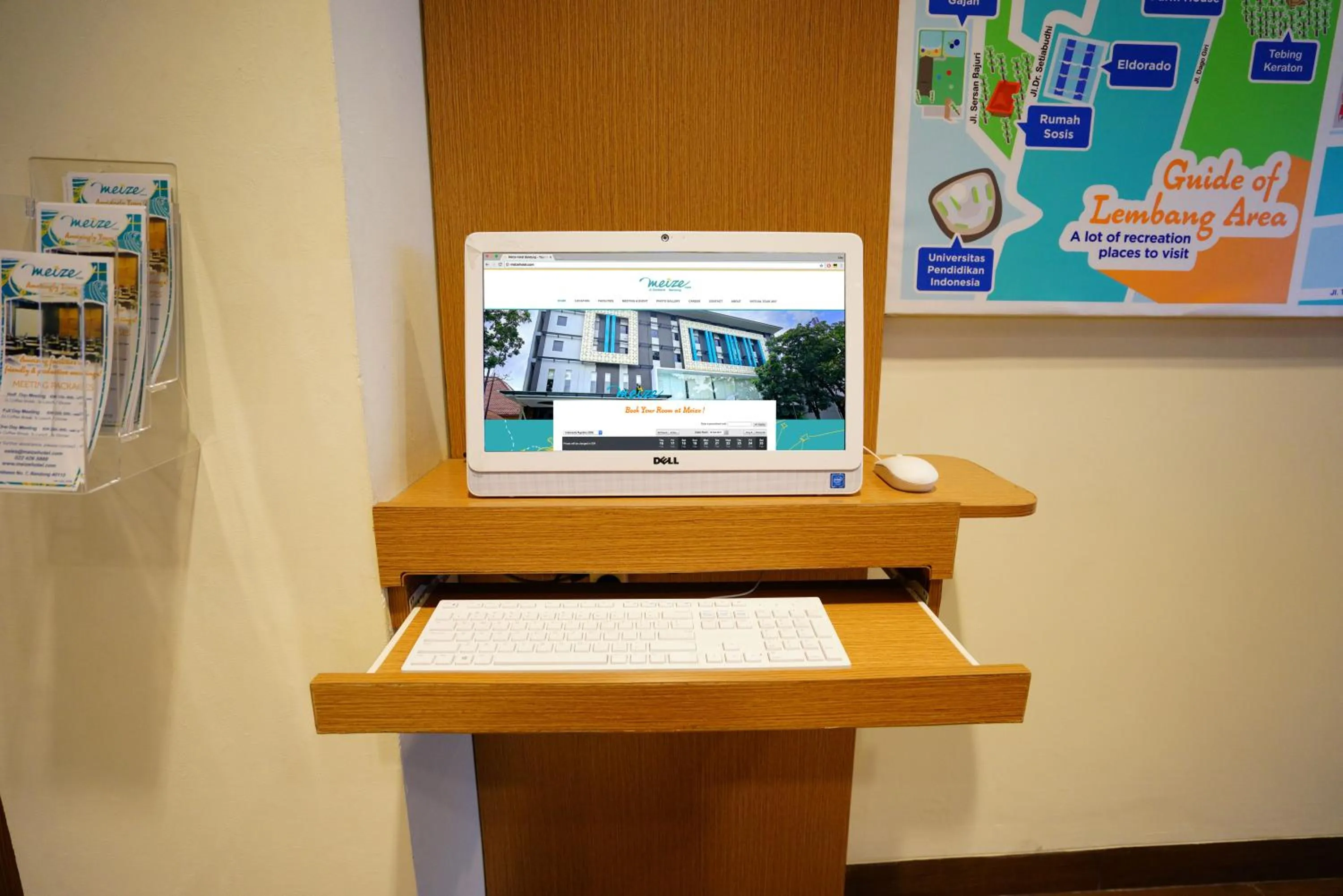 Business facilities in Meize City Center Bandung