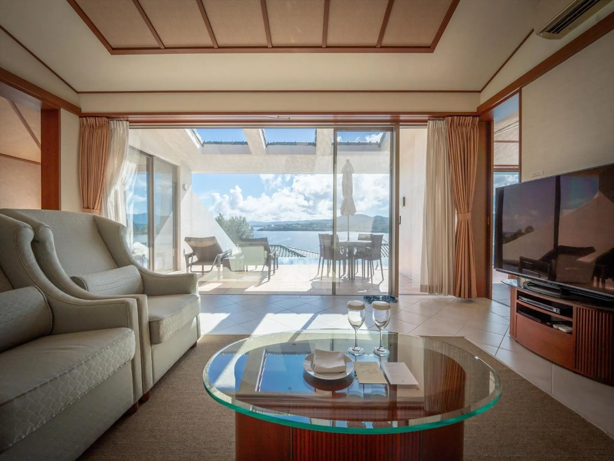 Photo of the whole room in Oriental Hills Okinawa