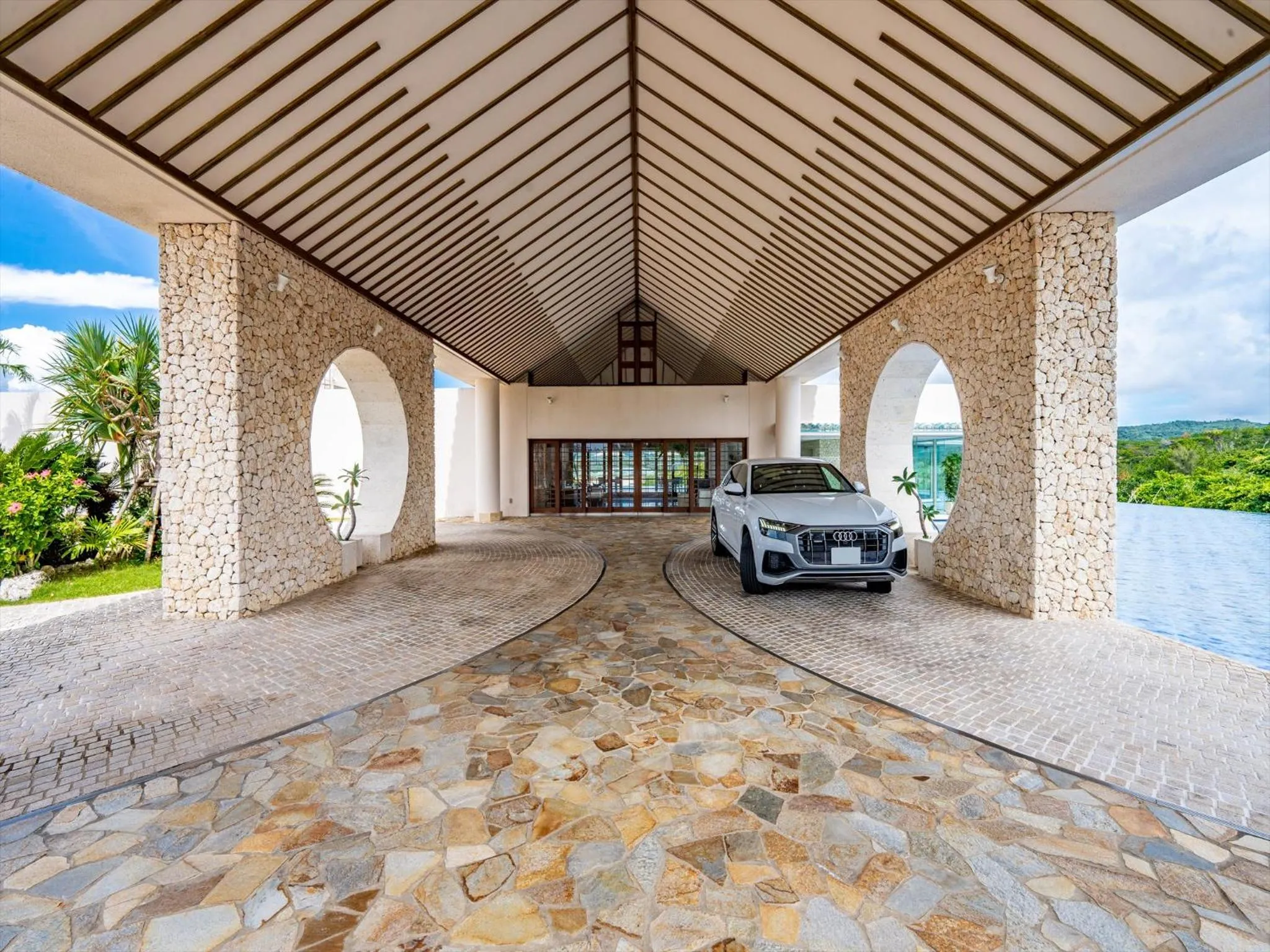 Facade/entrance in Oriental Hills Okinawa