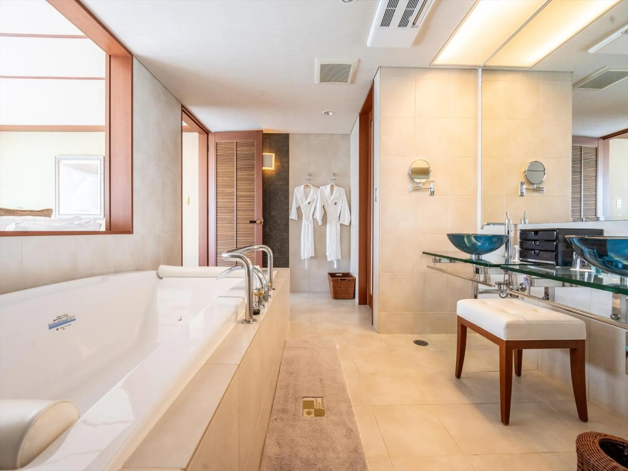 Hot Tub in Oriental Hills Okinawa