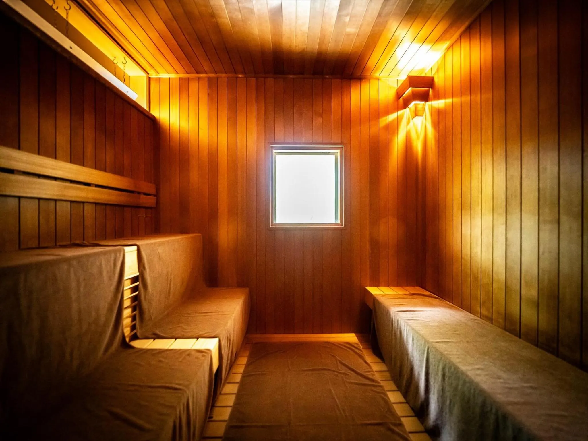 Sauna, Bed in Oriental Hills Okinawa