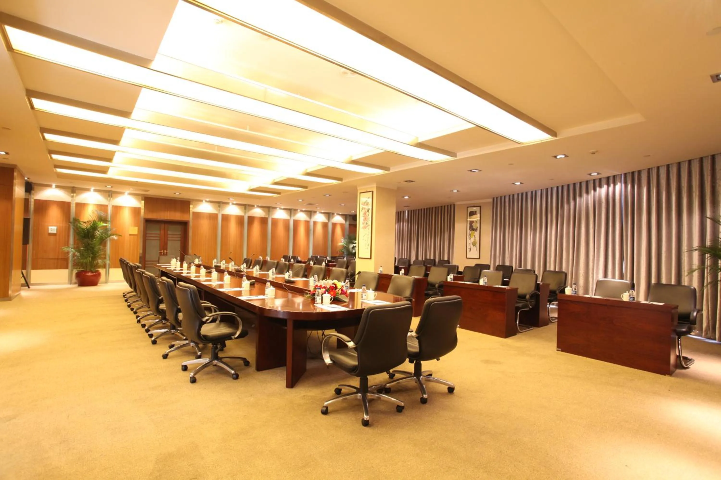 Meeting/conference room in Beijing Asia Pacific Garden Hotel