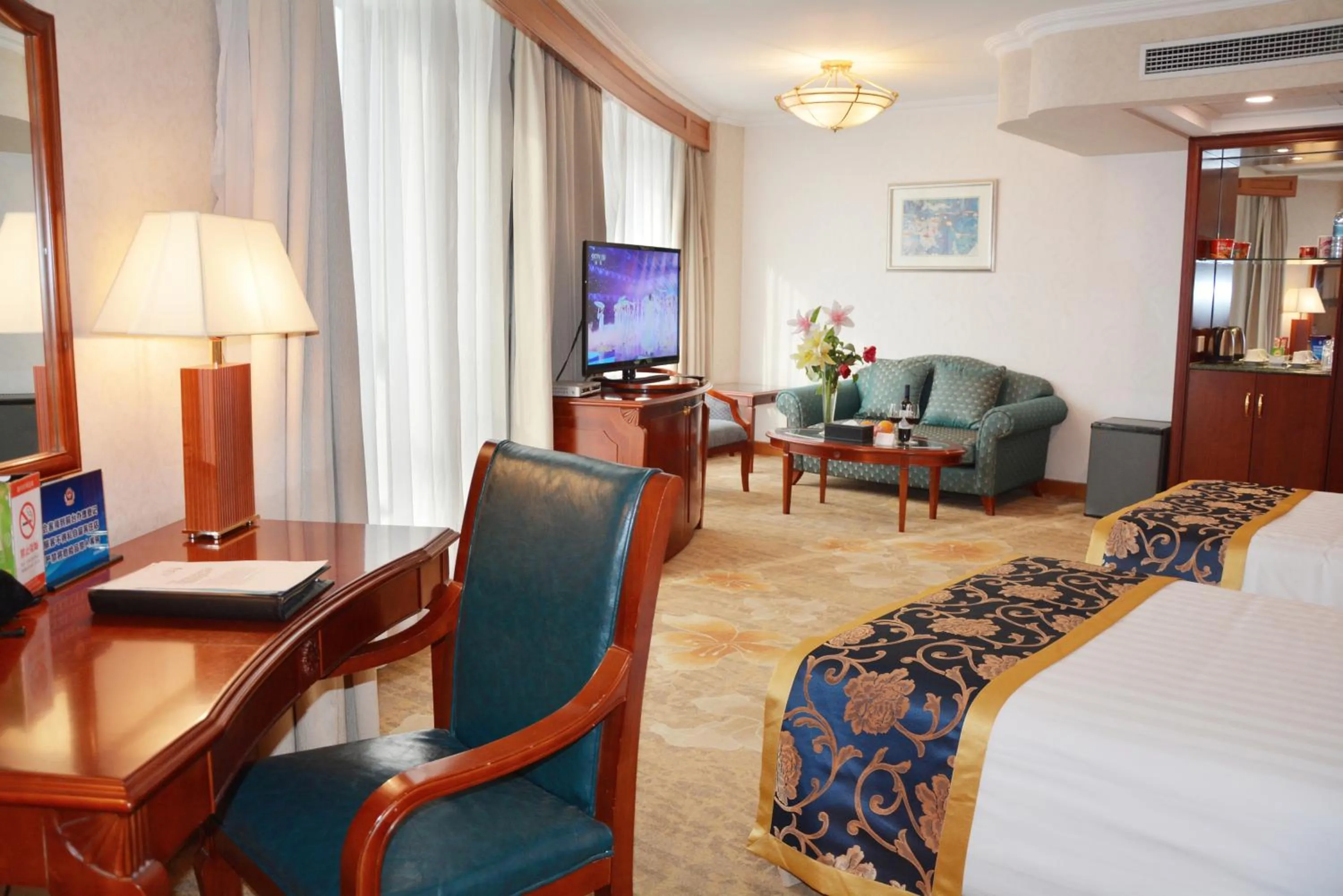 Living room in Beijing Asia Pacific Garden Hotel