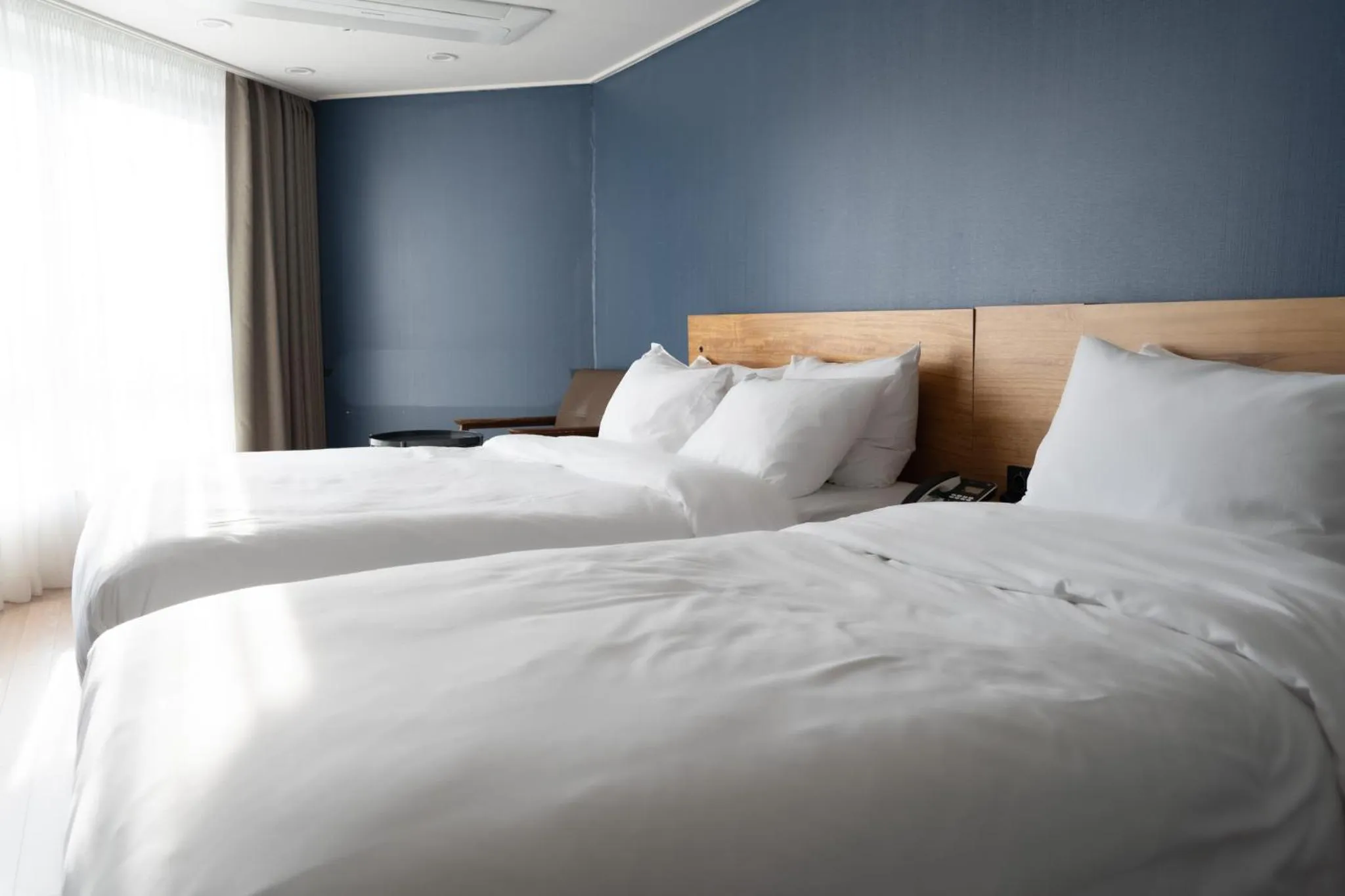 Deluxe Twin Room in Sokcho Marina Hotel