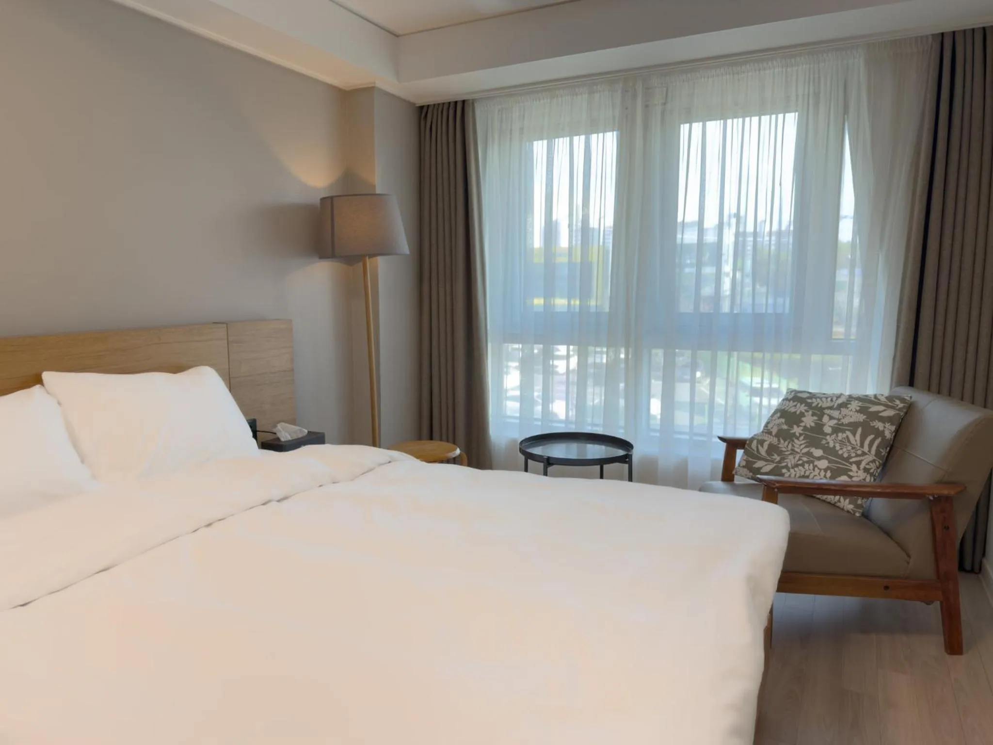 Bed in Sokcho Marina Hotel