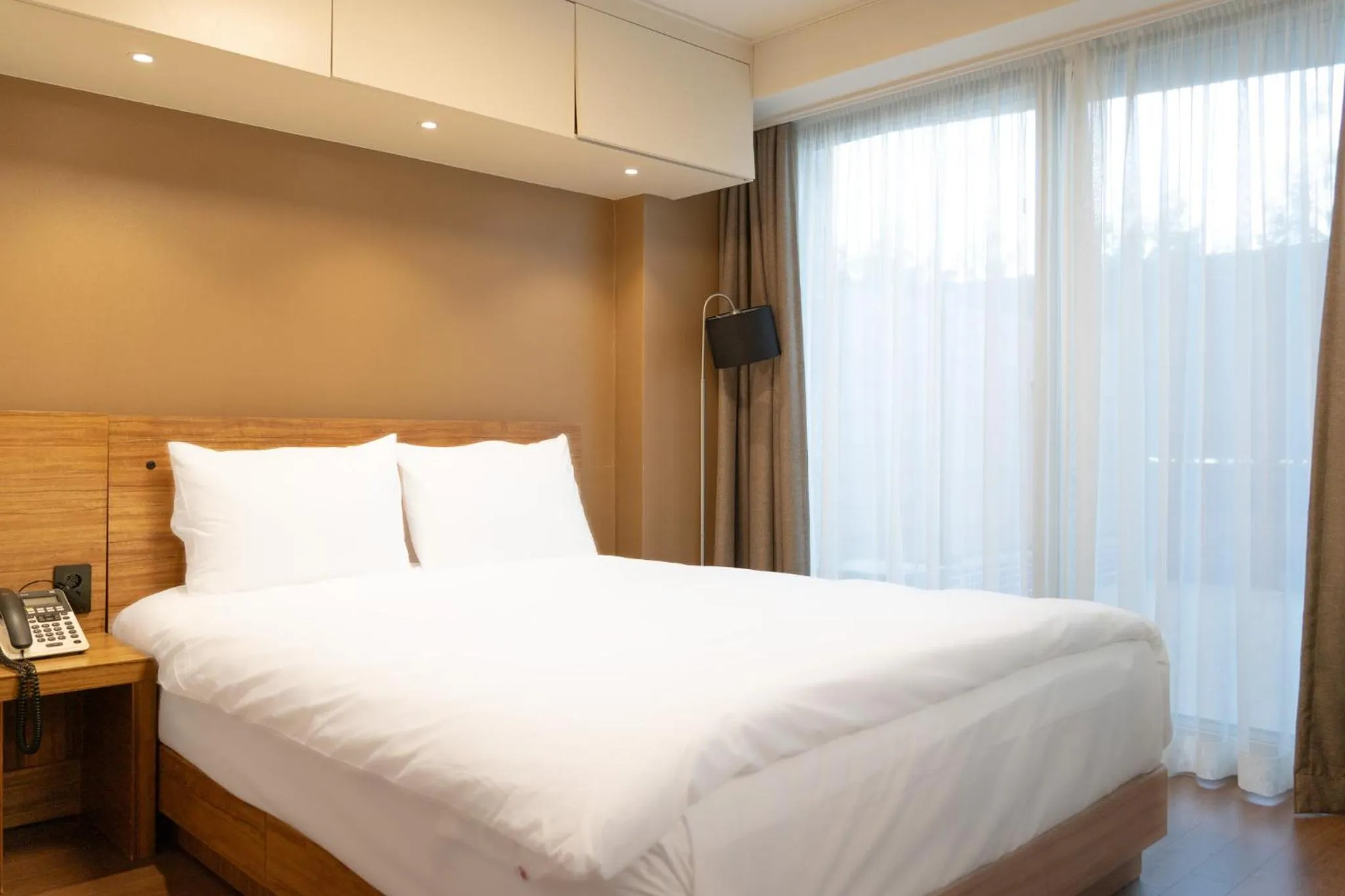 Bed in Sokcho Marina Hotel