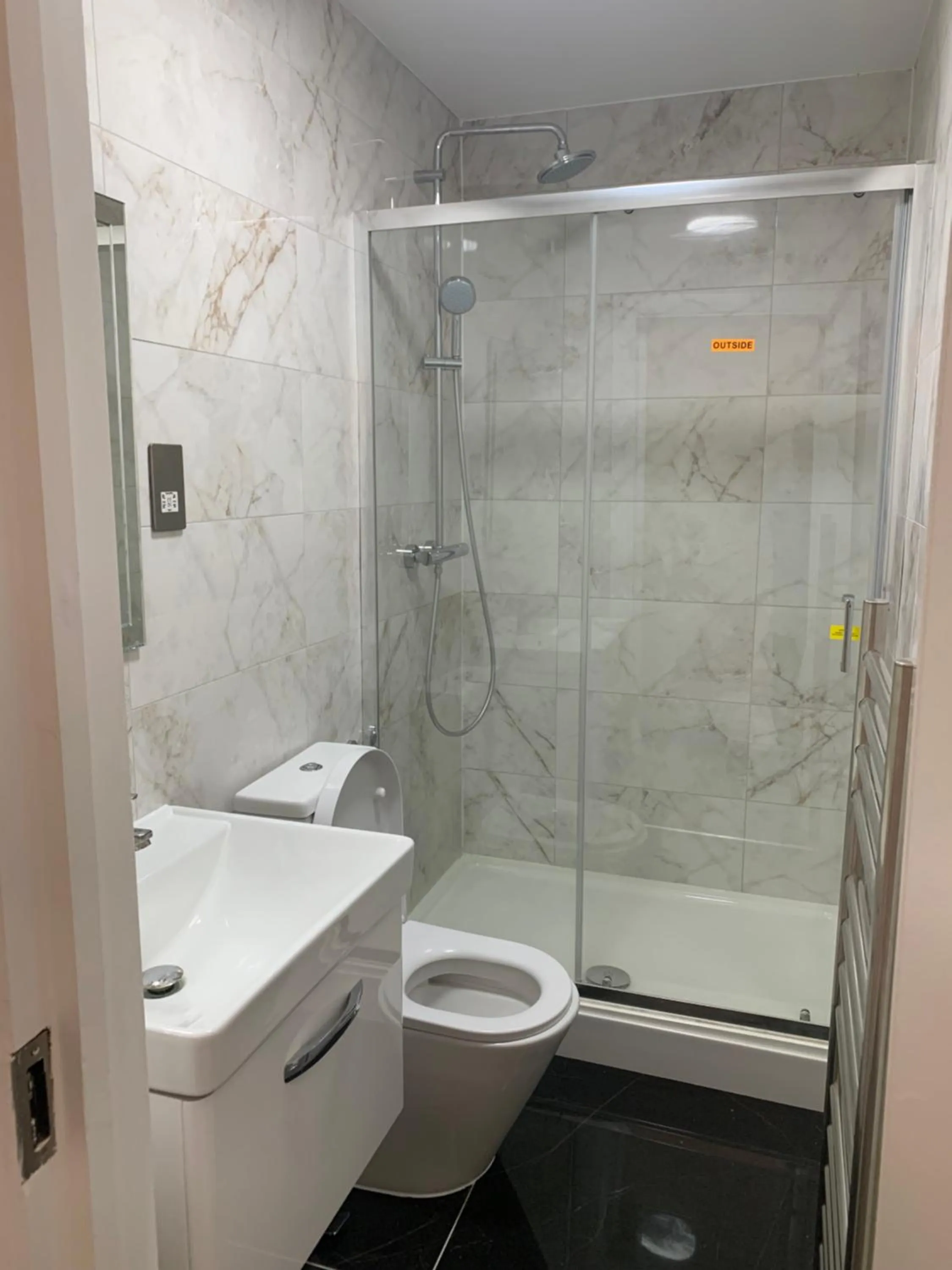 Shower in Acacia Hotel