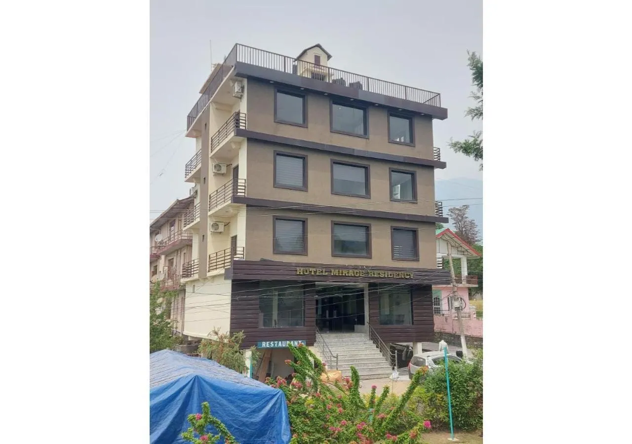 Hotel Mirage Residency